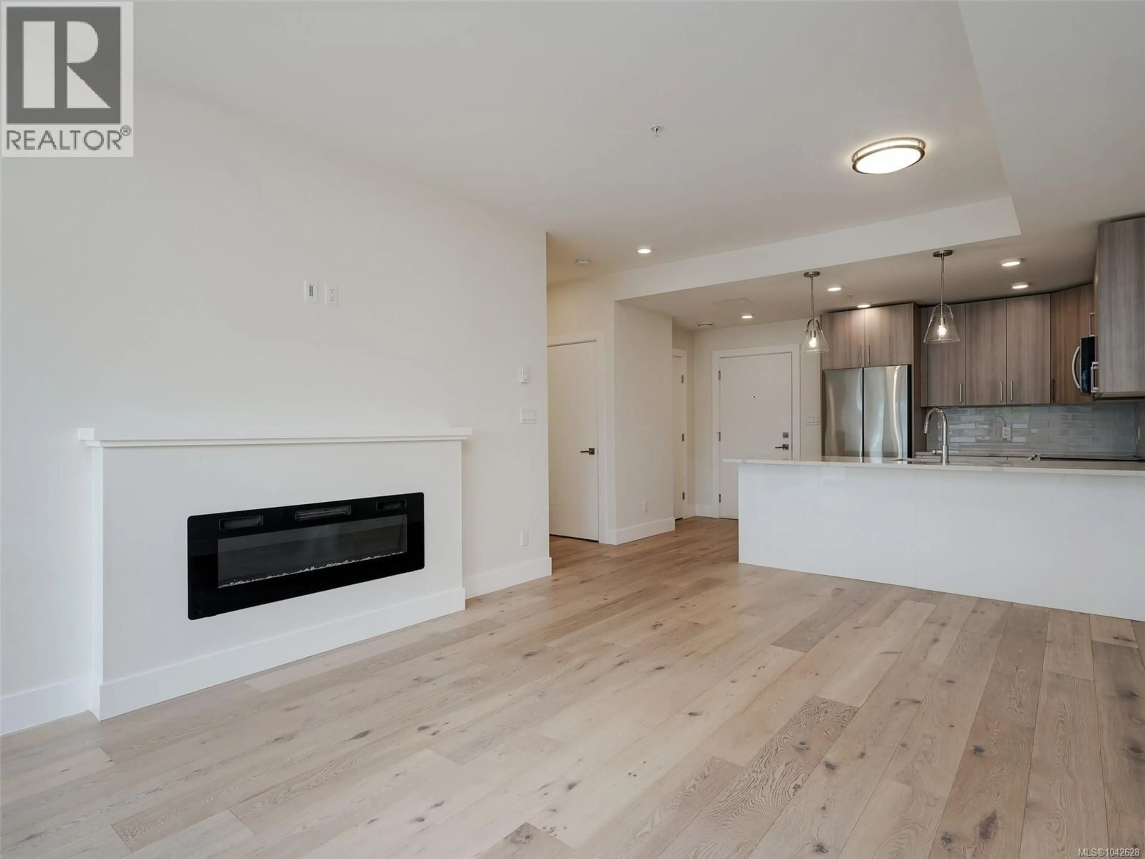 A pic of a room for 203 - 7098 WALLACE DRIVE, Central Saanich British Columbia V8M1G9