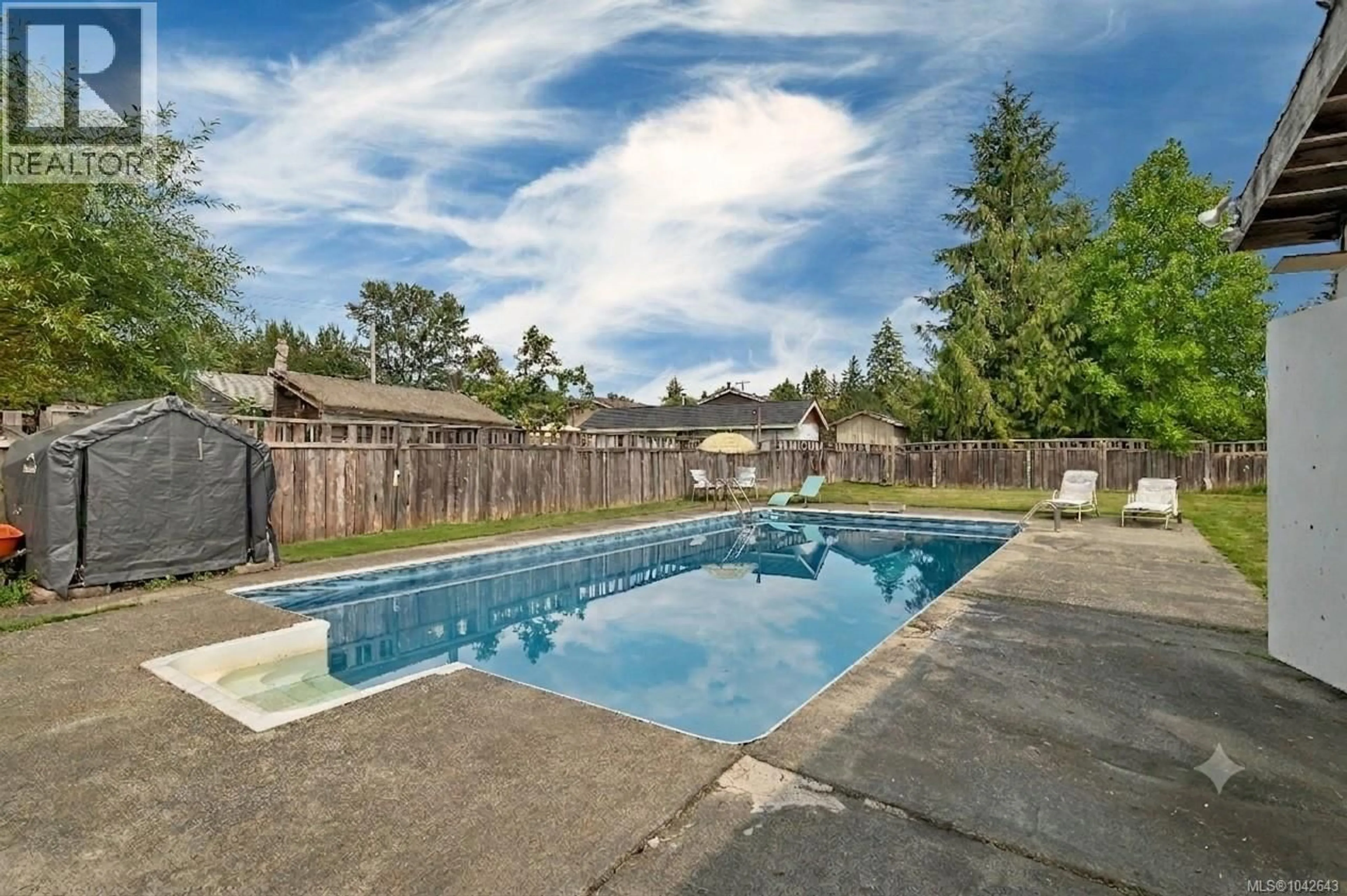 Pool for 2605 SODERHOLM ROAD, Campbell River British Columbia V9W1M2