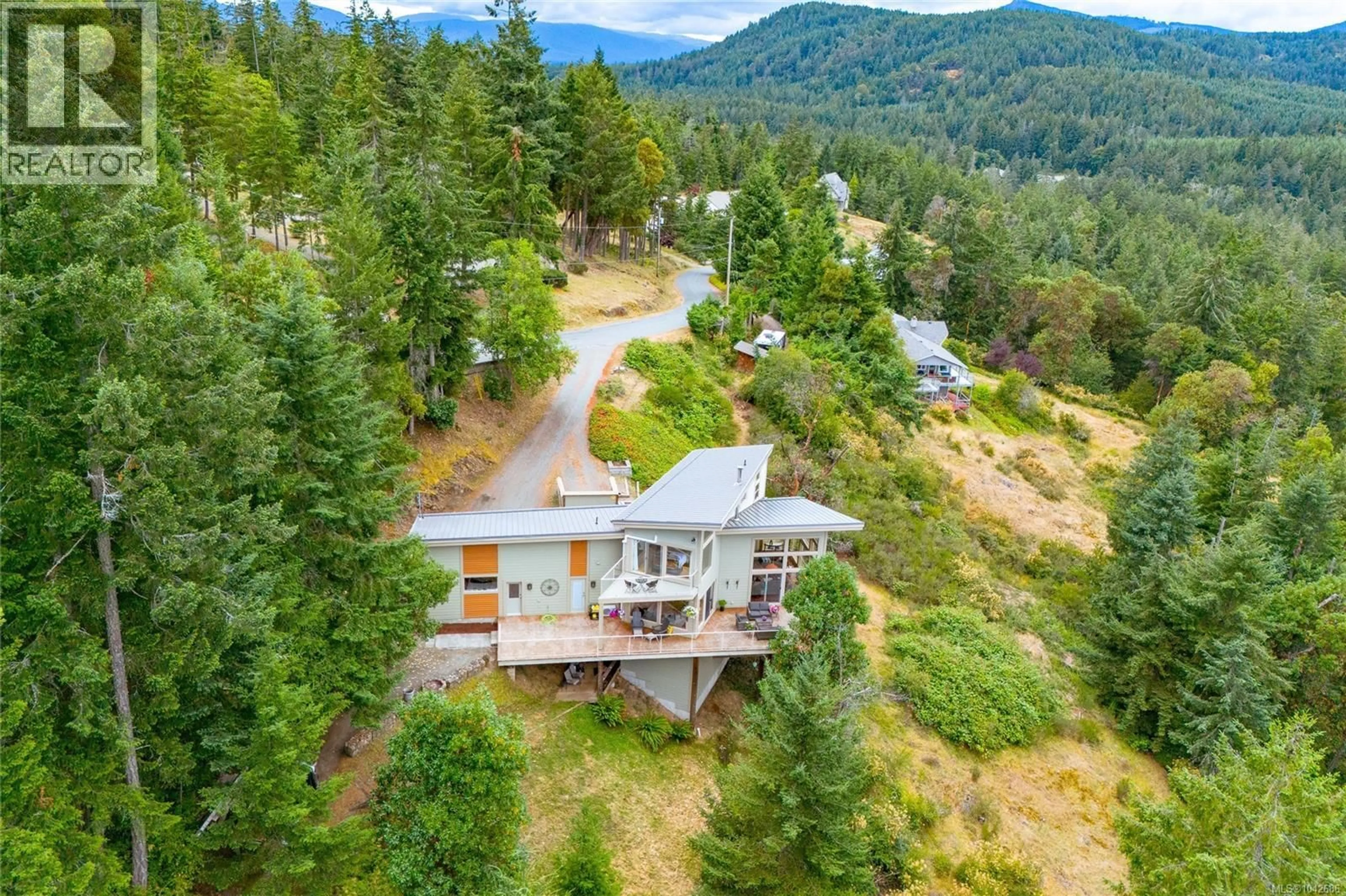A pic from outside/outdoor area/front of a property/back of a property/a pic from drone, unknown for 1411 GEORGIA PARK HEIGHTS ROAD, Crofton British Columbia V9L5W7