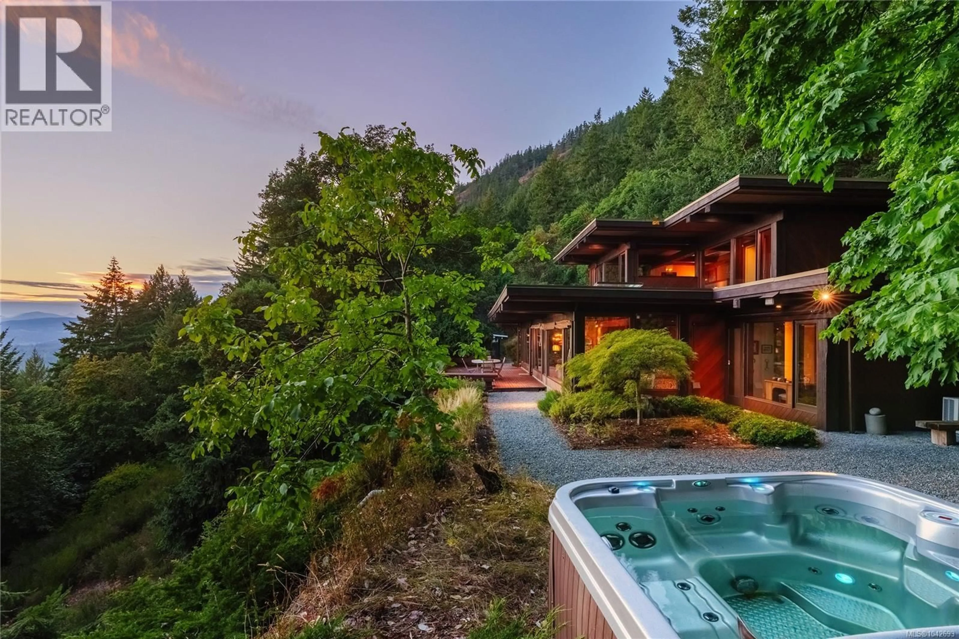 Patio, water/lake/river/ocean view for 939 KHENIPSEN ROAD, Cowichan Bay British Columbia V9L5L3