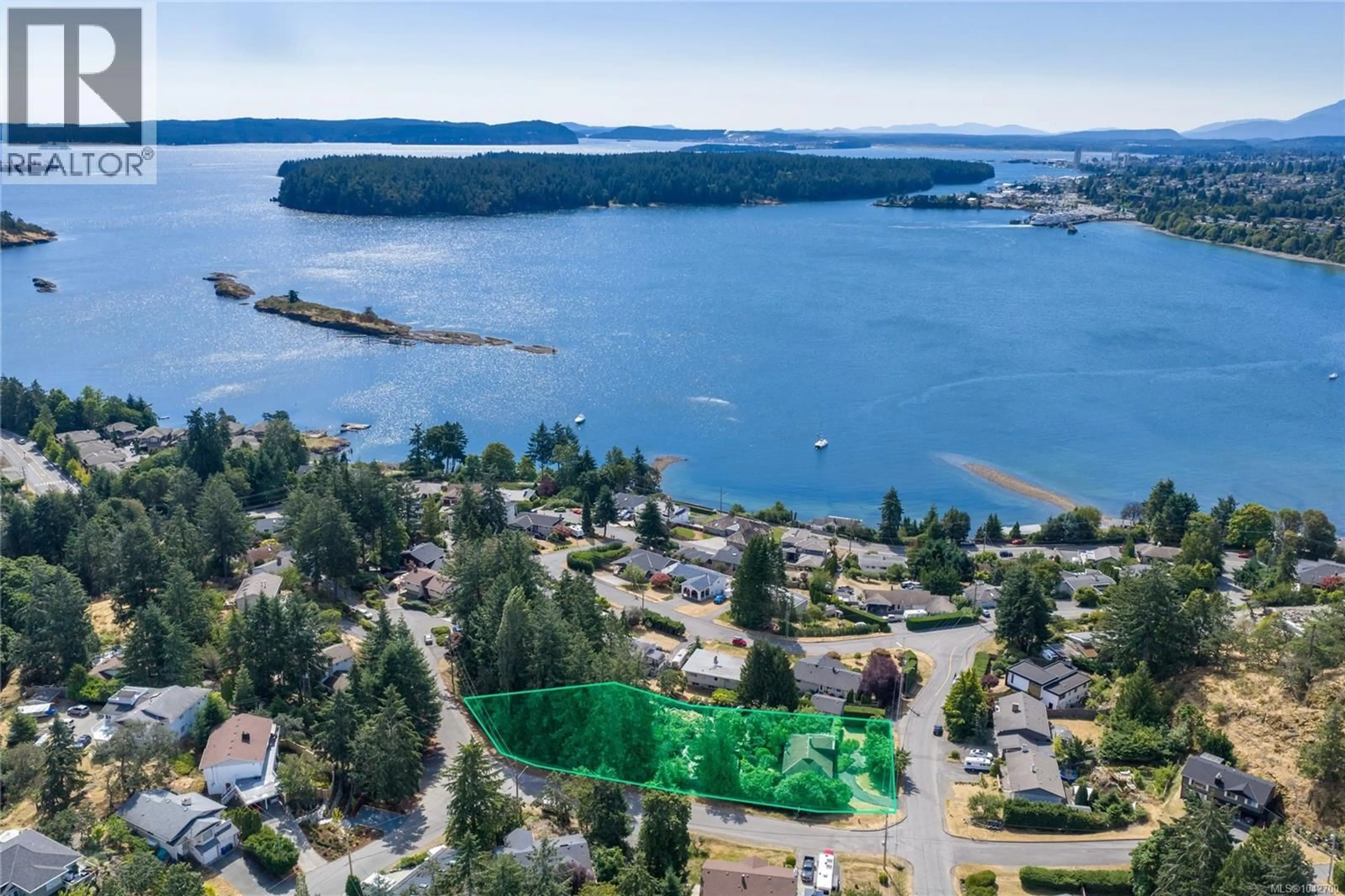A pic from outside/outdoor area/front of a property/back of a property/a pic from drone, water/lake/river/ocean view for 2999 KING RICHARD DRIVE, Nanaimo British Columbia V9T1J5