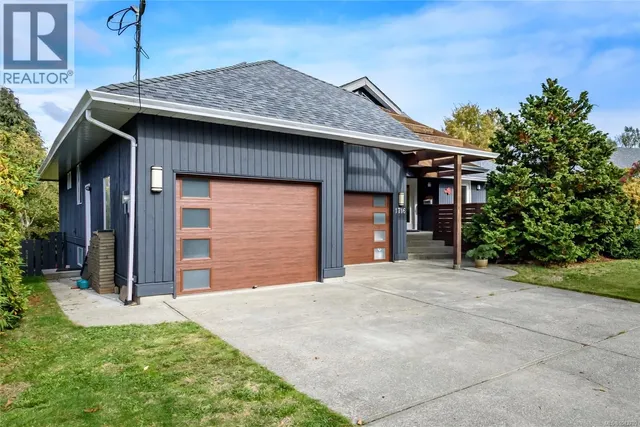 1716 TOFINO PLACE, Comox 4