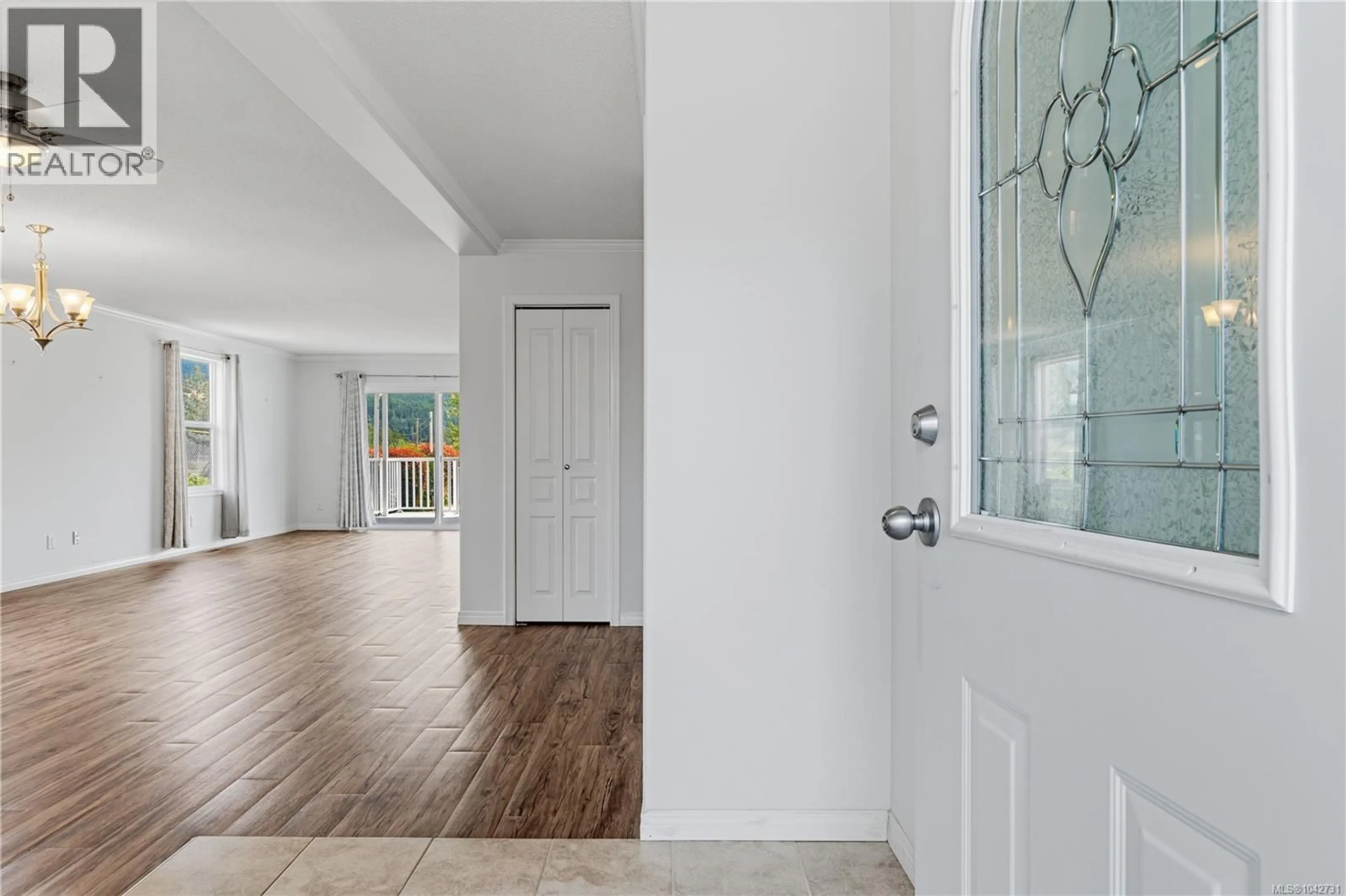 Indoor entryway for 6155 CHERRY CREEK ROAD, Port Alberni British Columbia V9Y8S6