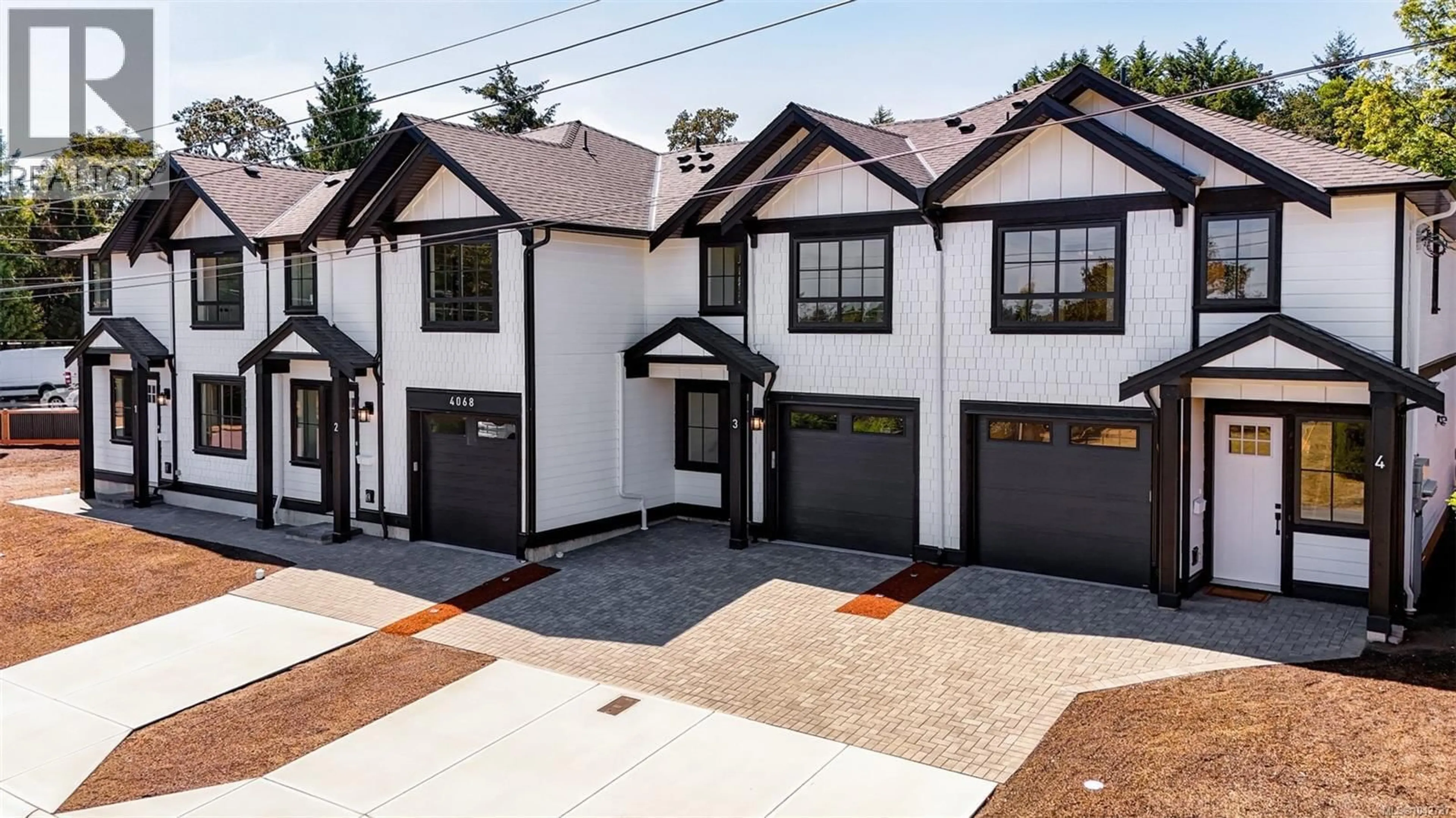 Unknown for 4 - 4068 TUXEDO DRIVE, Saanich British Columbia V8X2L3