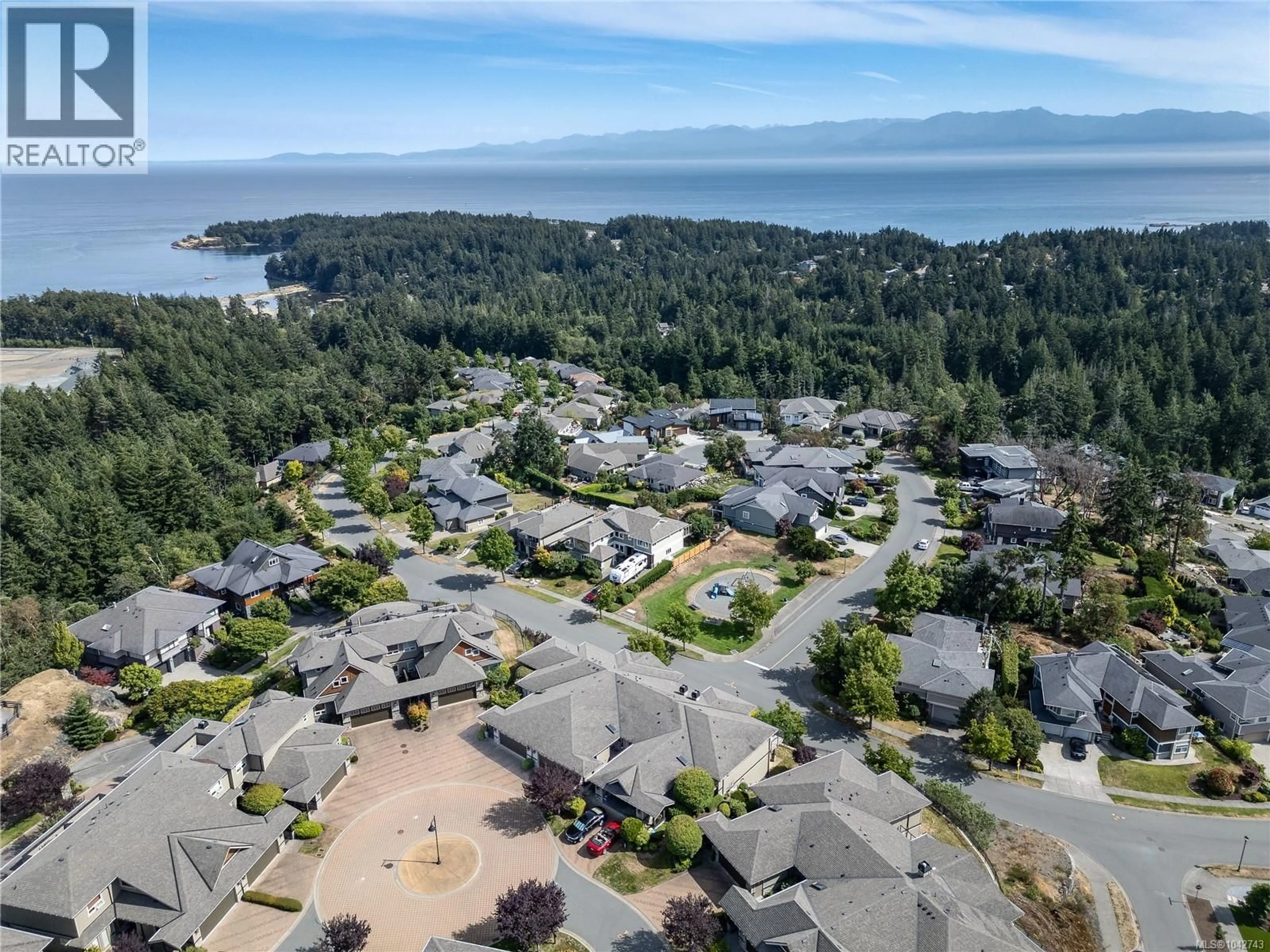 A pic from outside/outdoor area/front of a property/back of a property/a pic from drone, water/lake/river/ocean view for 16 - 3650 CITADEL PLACE, Colwood British Columbia V9C0C8