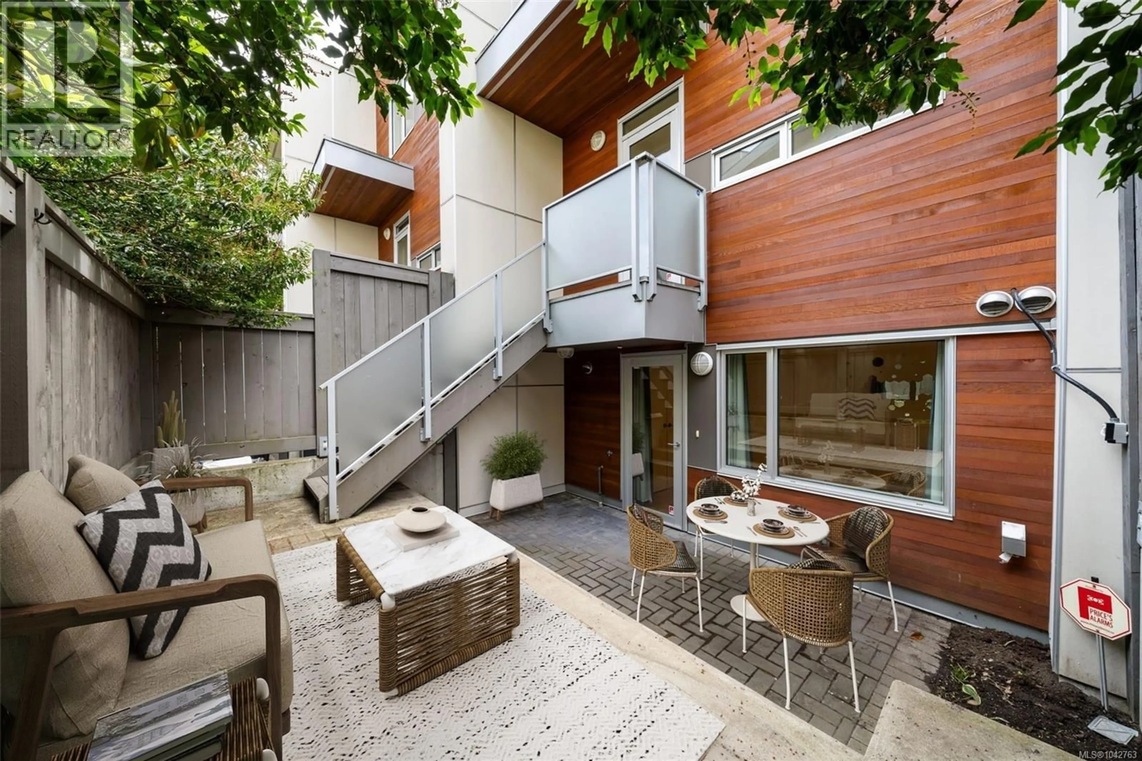 Patio, street for 3 - 2830 IRMA STREET, Victoria British Columbia V9A1S2