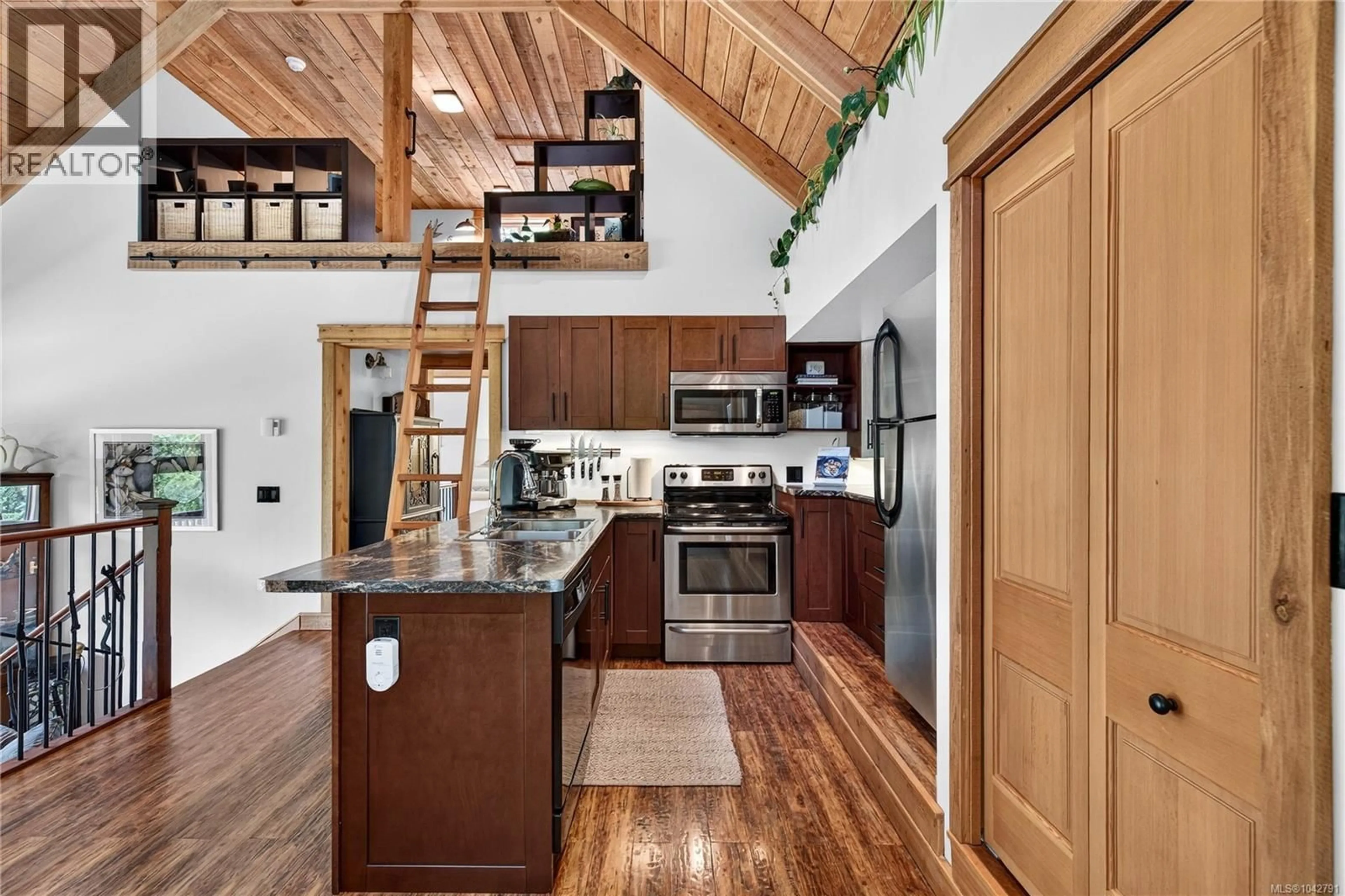 Open concept kitchen, unknown for 137 ASHYA ROAD, Salt Spring British Columbia V8K1E1