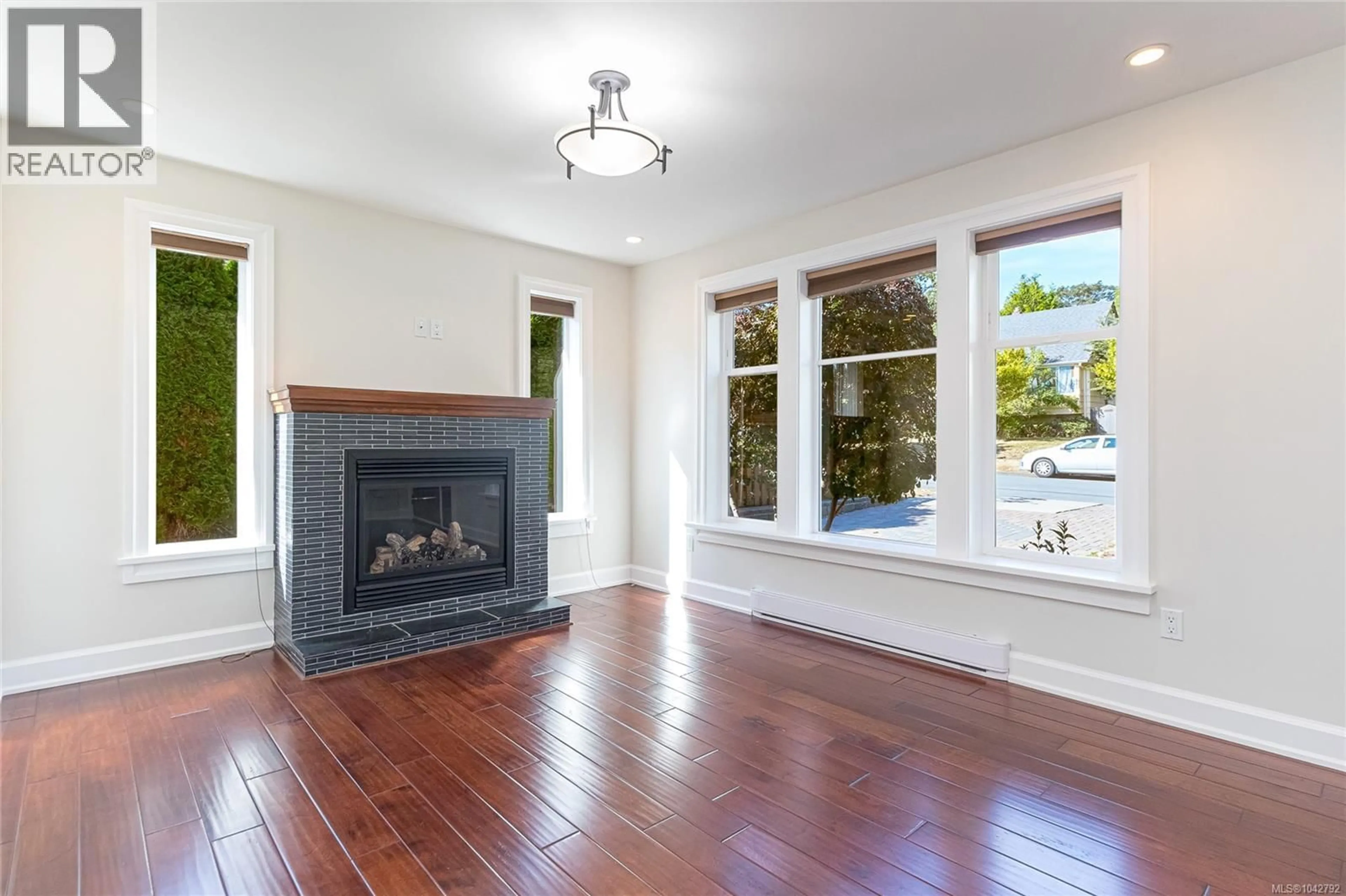 Unknown for 2617 DONCASTER DRIVE, Victoria British Columbia V8R2W5