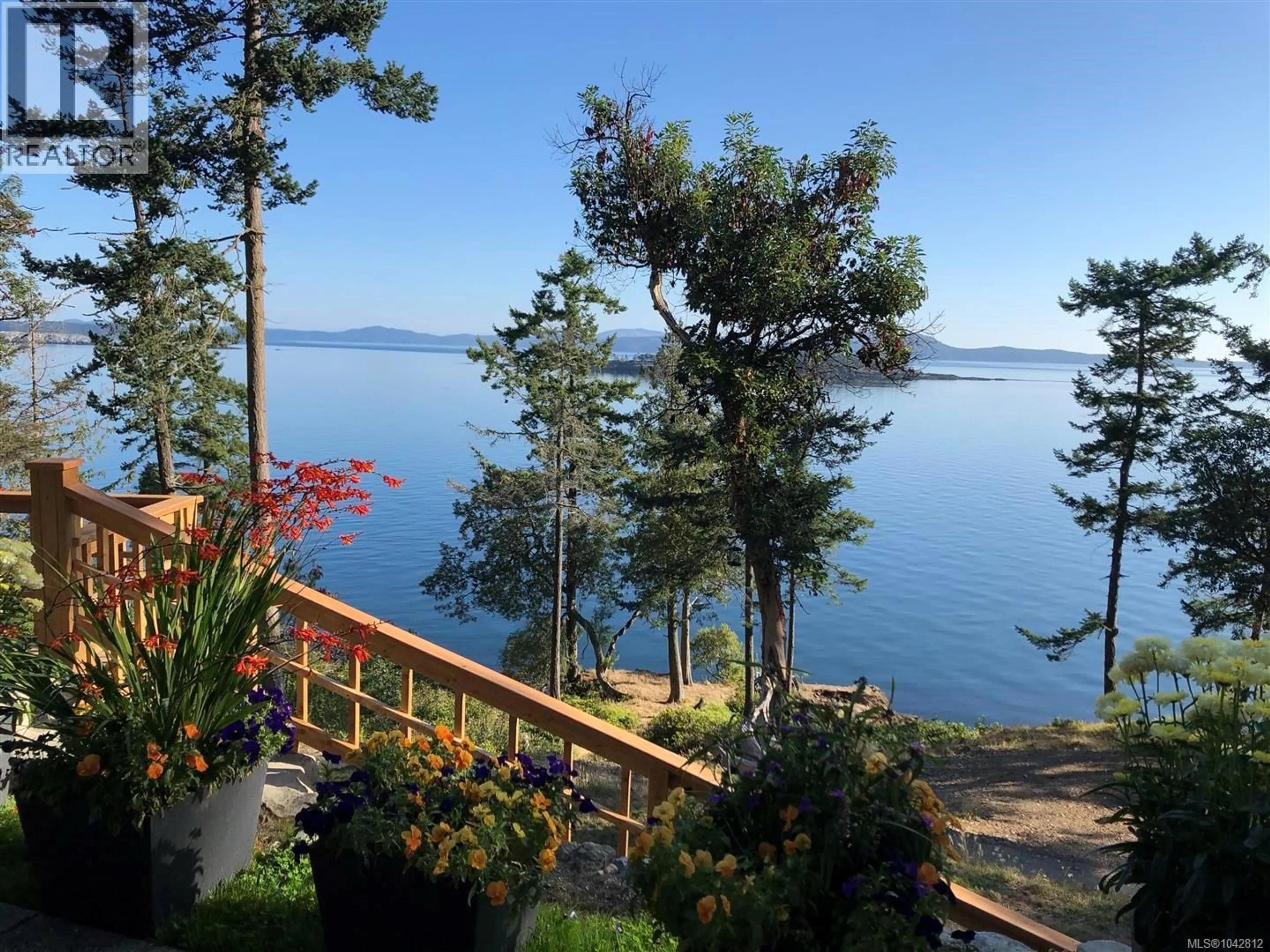 Patio, water/lake/river/ocean view for 1308 GREENLEAF LANE, Sidney Island British Columbia V0N2G0