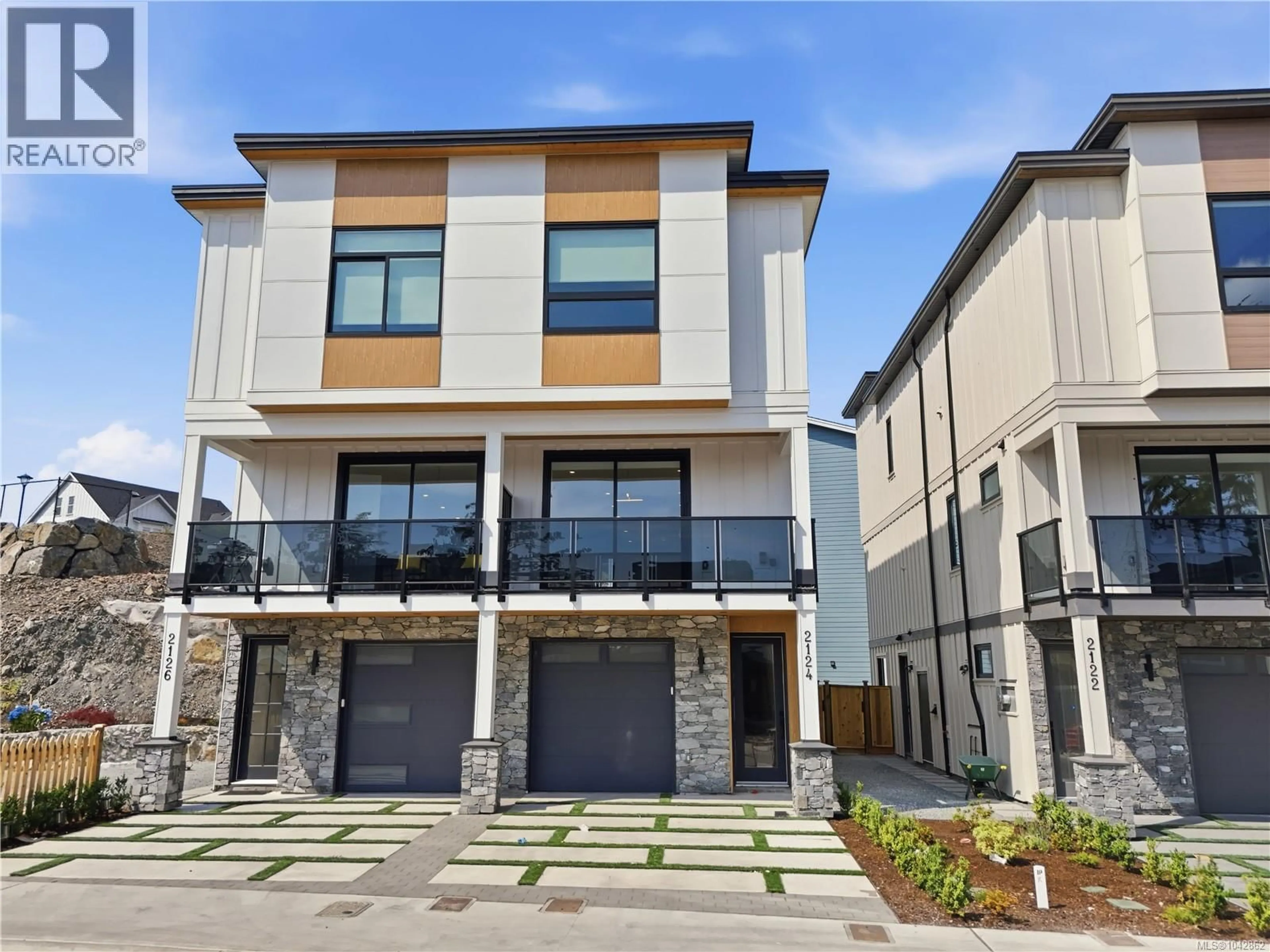 Home with brick exterior material, street for 2124 KINGBIRD DRIVE, Langford British Columbia V9B0E7