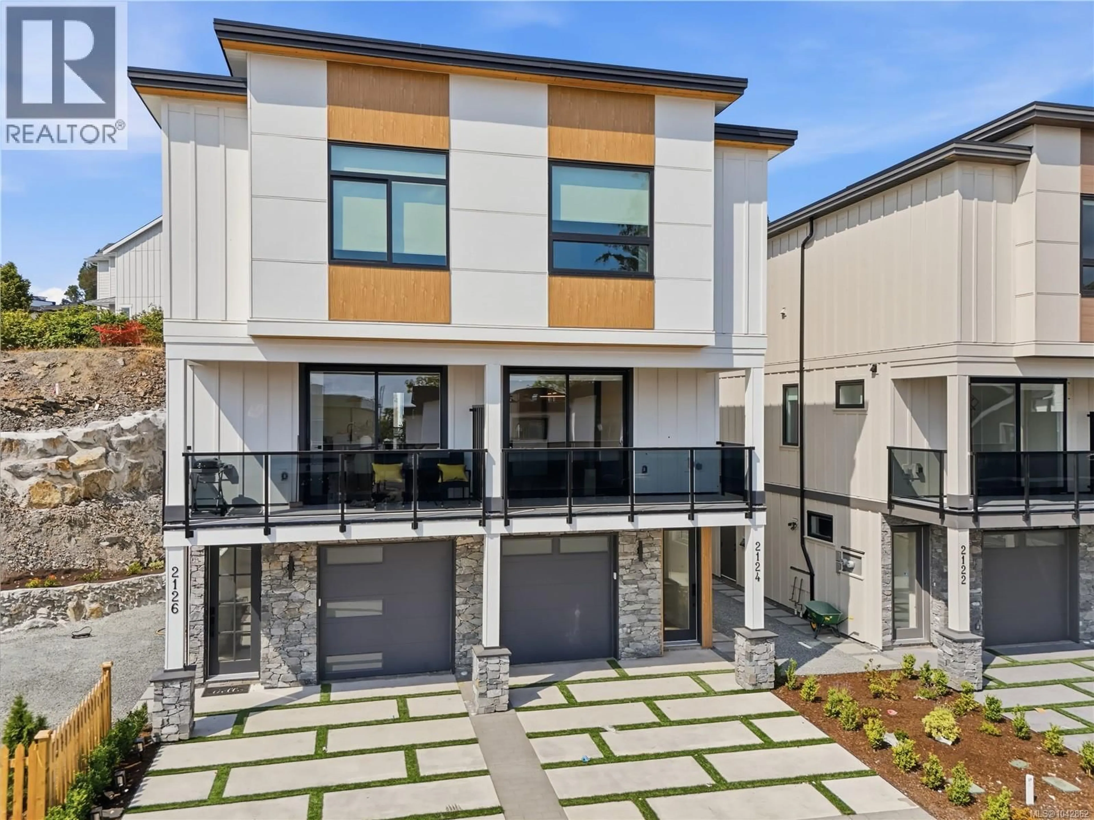 Home with brick exterior material, street for 2124 KINGBIRD DRIVE, Langford British Columbia V9B0E7