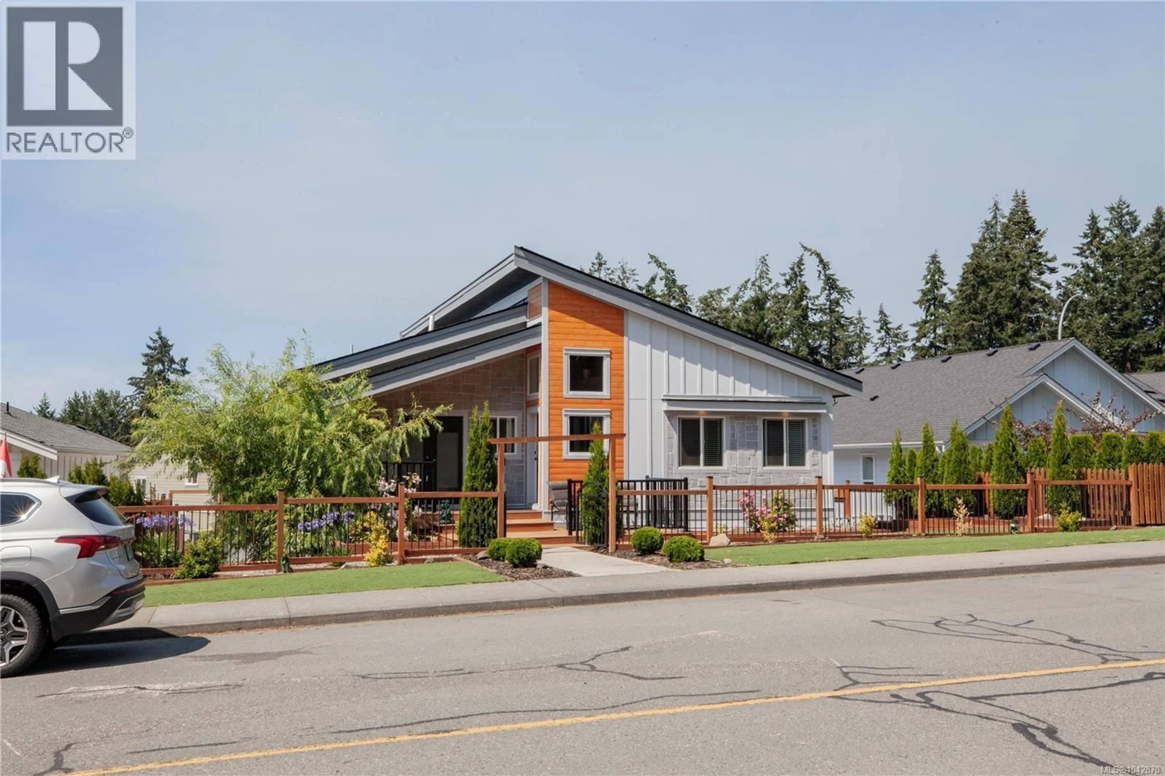 Home with vinyl exterior material, unknown for 2020 ERNEST LANE, Duncan British Columbia V9L0H1