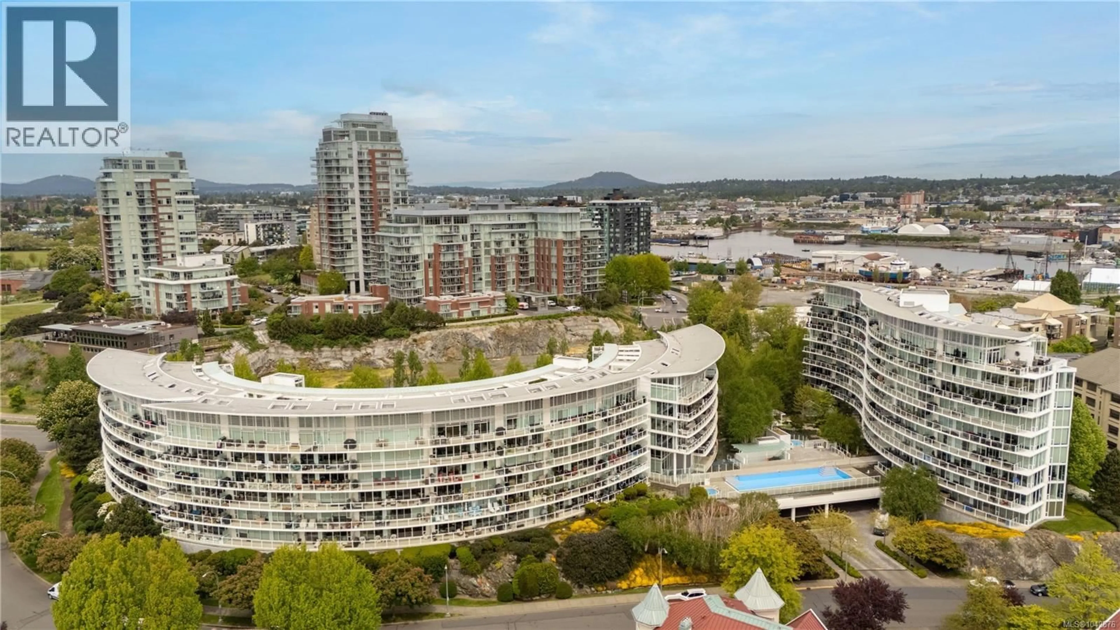 A pic from outside/outdoor area/front of a property/back of a property/a pic from drone, city buildings view from balcony for 120 - 68 SONGHEES ROAD, Victoria British Columbia V9A0A3