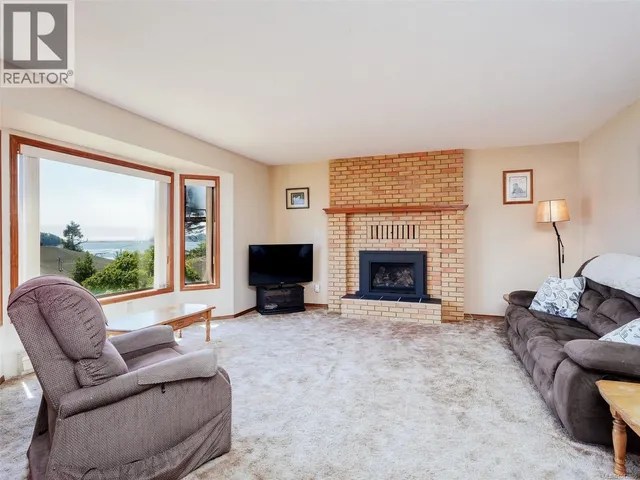 2022 CHARTERS ROAD, Sooke 5