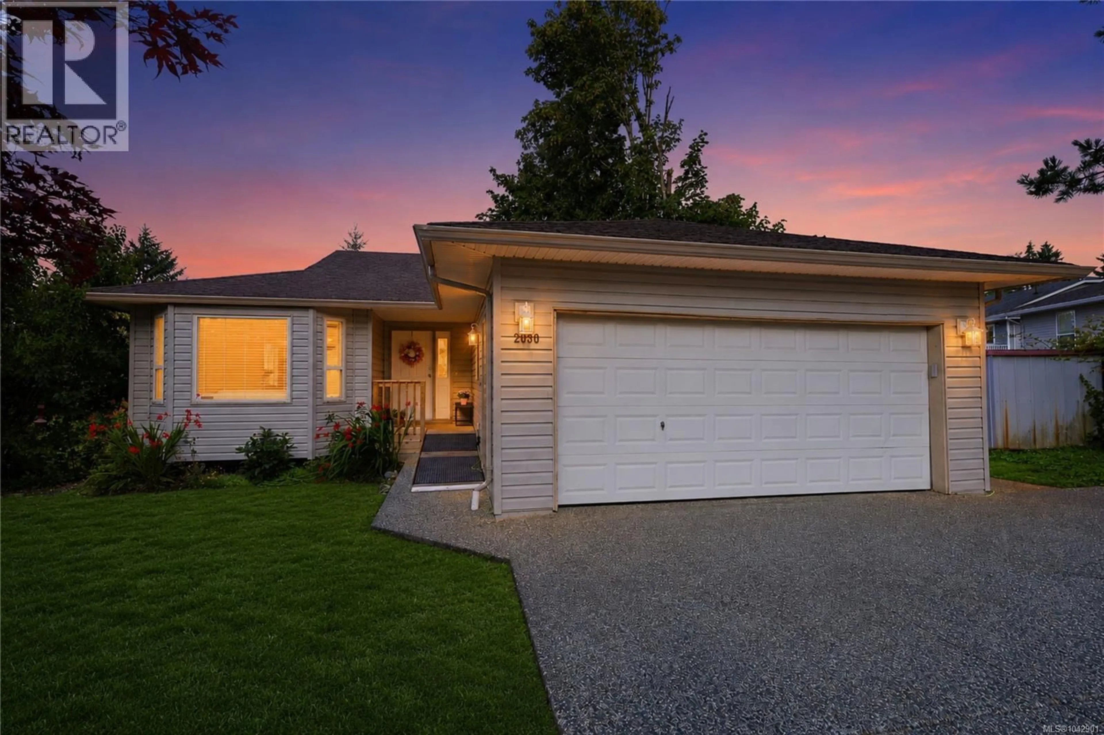 Home with vinyl exterior material, street for 2030 PLACID CRESCENT, Nanaimo British Columbia V9R6P9