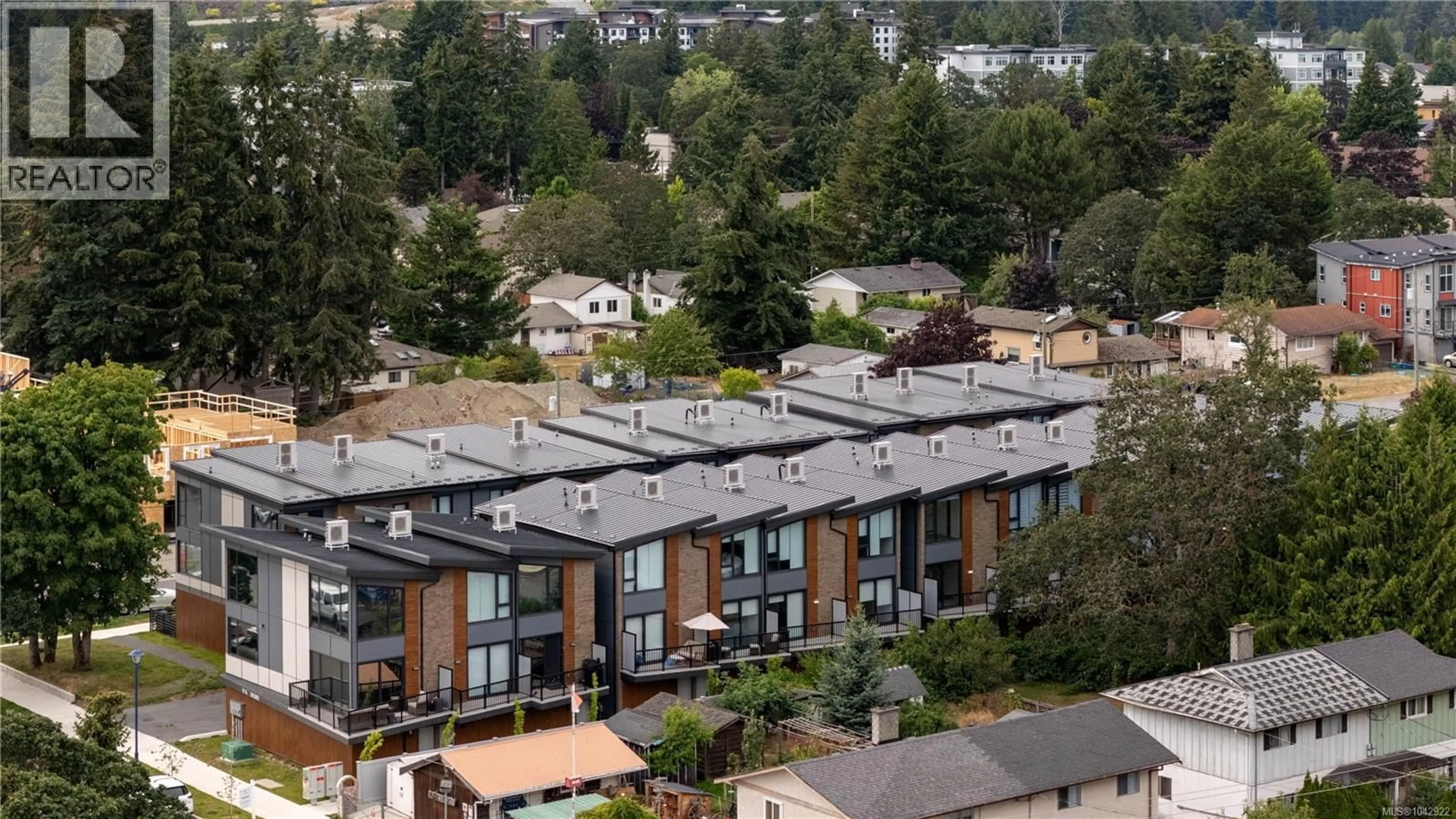 A pic from outside/outdoor area/front of a property/back of a property/a pic from drone, unknown for 120 - 916 ORONO AVENUE, Langford British Columbia V9B2T9