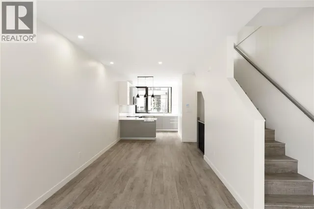 120 - 916 ORONO AVENUE, Langford 4