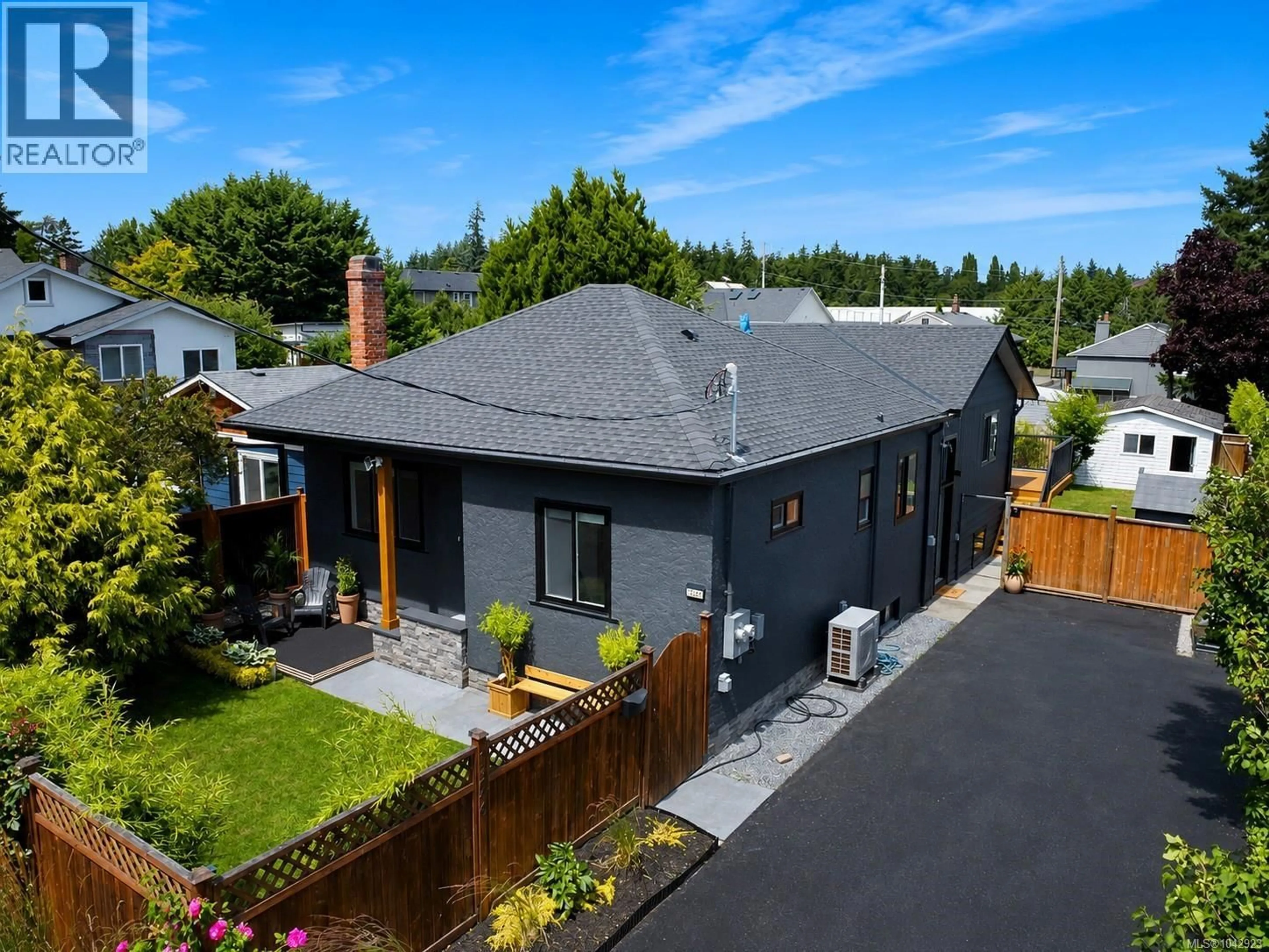 A pic from outside/outdoor area/front of a property/back of a property/a pic from drone, street for 1246 ROY ROAD, Saanich British Columbia V8Z2X7