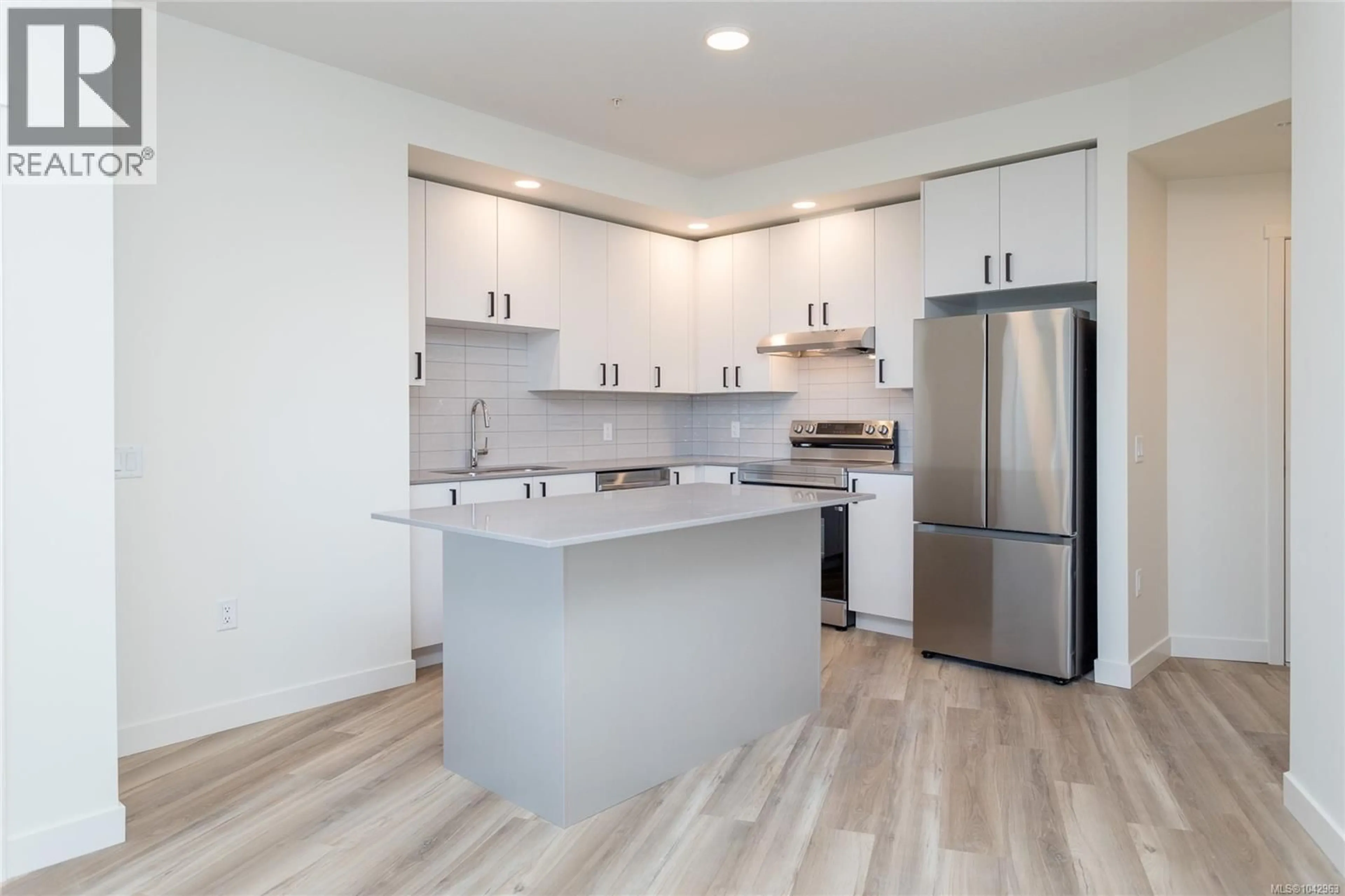 Open concept kitchen, unknown for 314 - 2390 CITY GATE BOULEVARD, Langford British Columbia V9B7E8