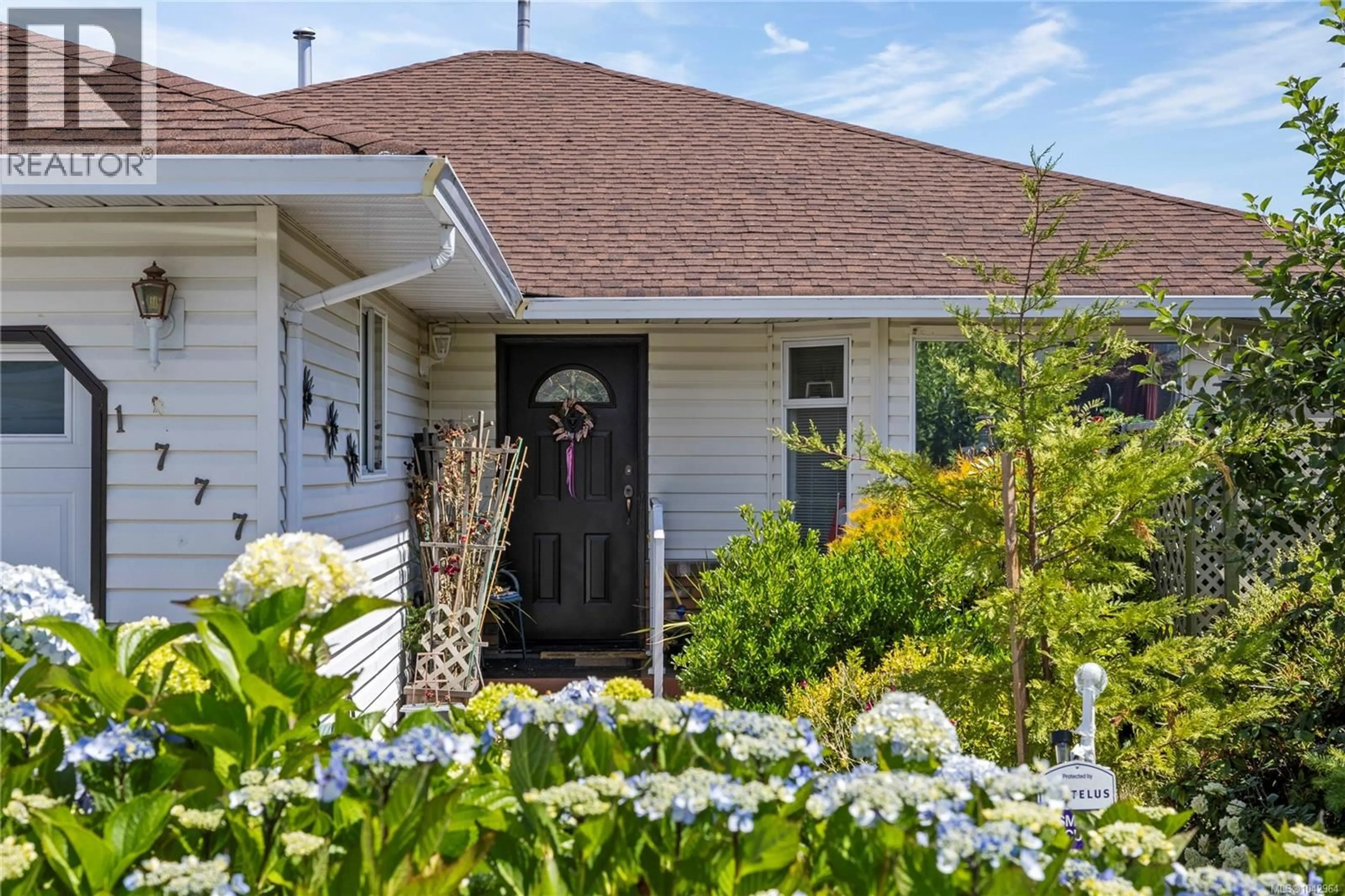Home with vinyl exterior material, street for 1777 LATIMER ROAD, Nanaimo British Columbia V9S5R4