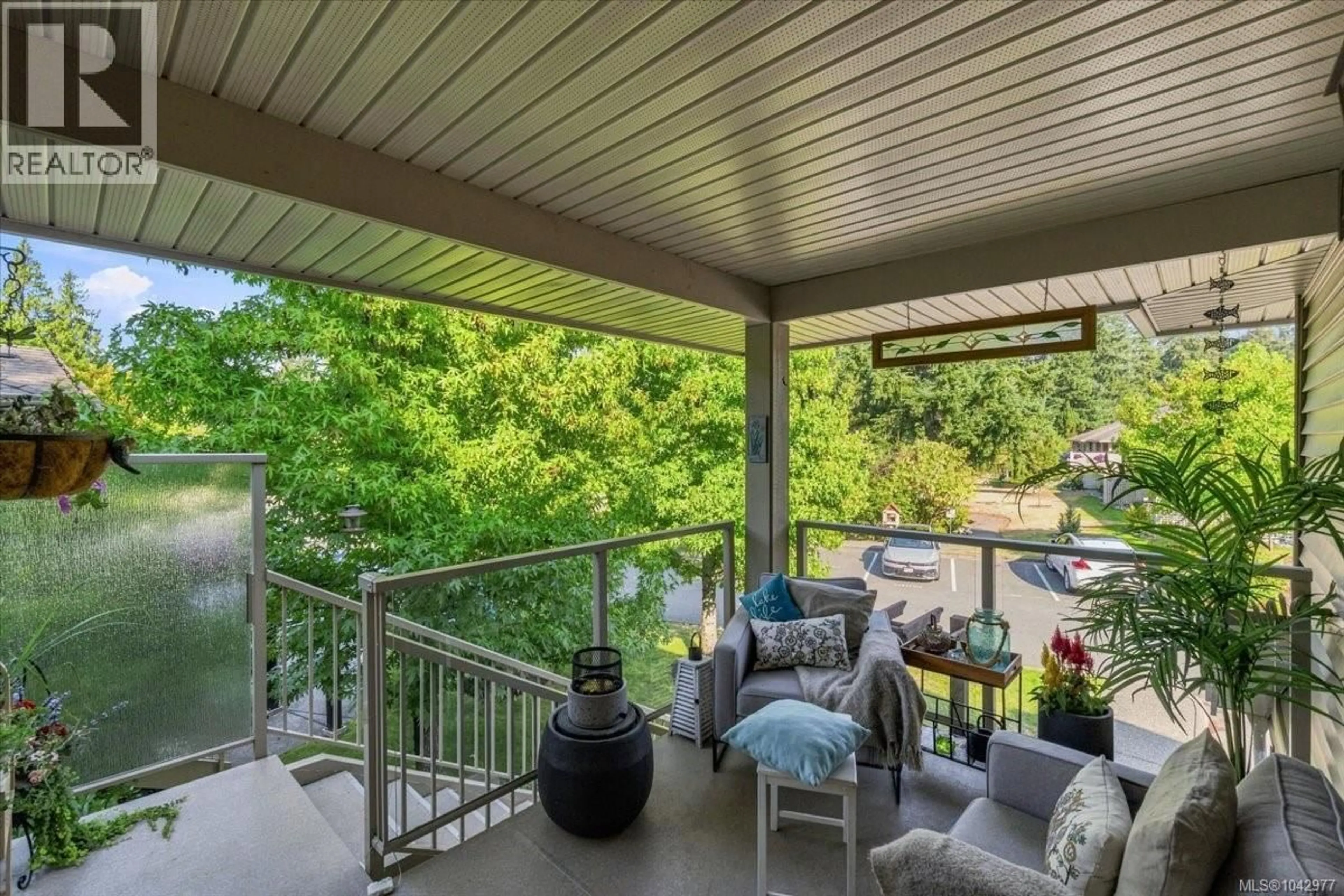 Patio, water/lake/river/ocean view for 202 - 4442 HEDGESTONE PLACE, Nanaimo British Columbia V9T0E6