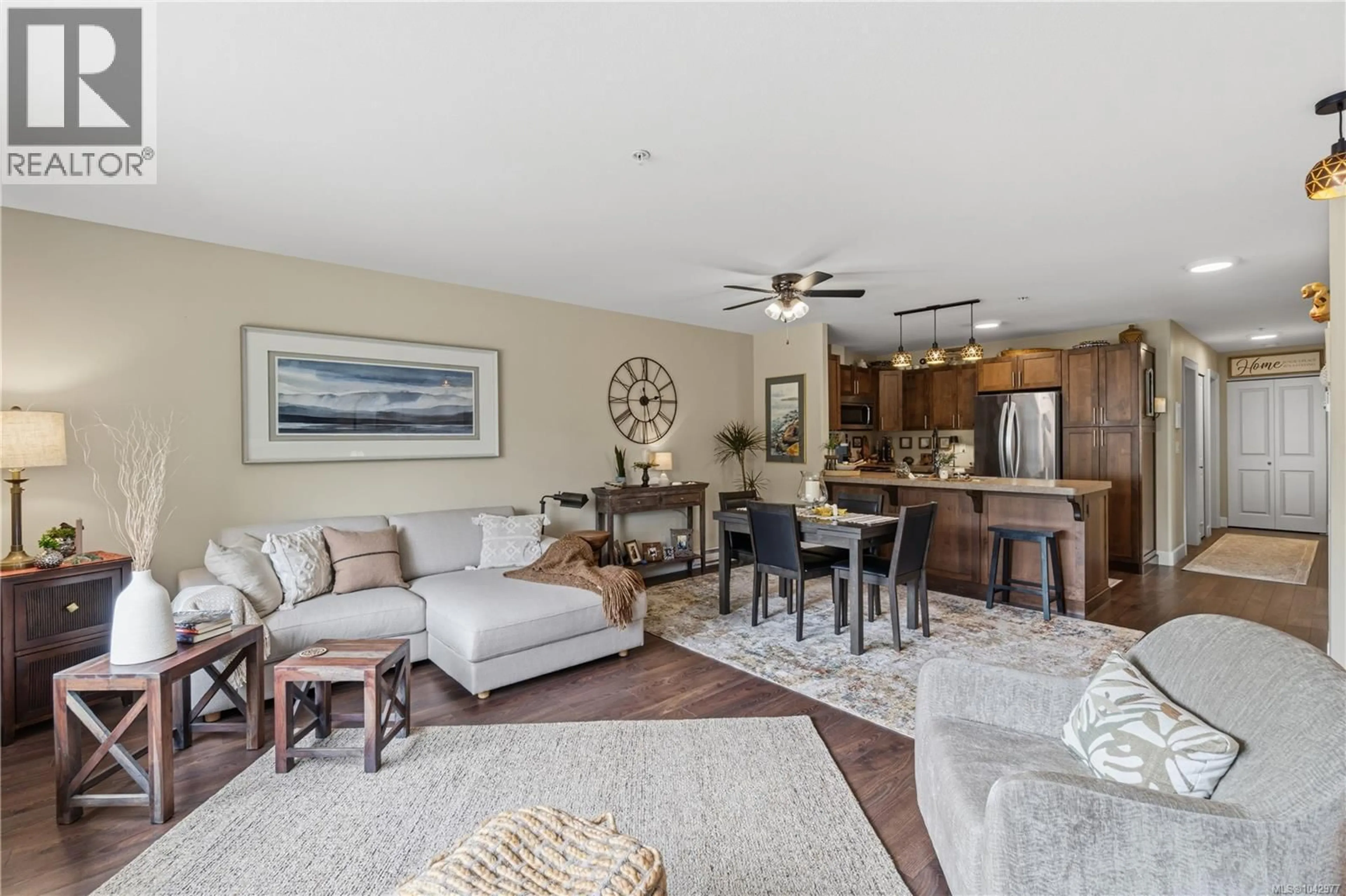 Living room with furniture, unknown for 202 - 4442 HEDGESTONE PLACE, Nanaimo British Columbia V9T0E6