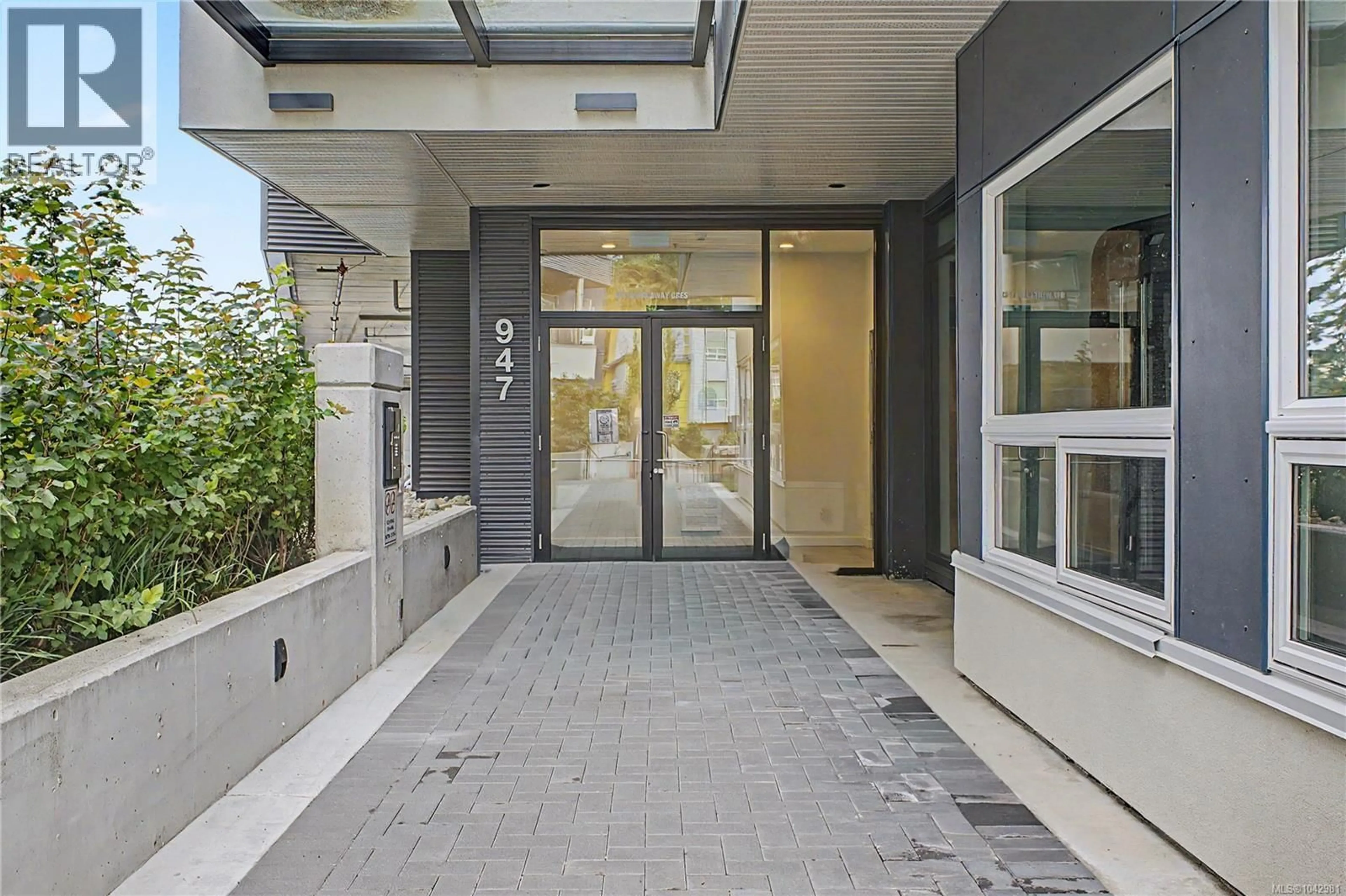 Unknown for 304 - 947 WHIRLAWAY CRESCENT, Langford British Columbia V9B6Z9