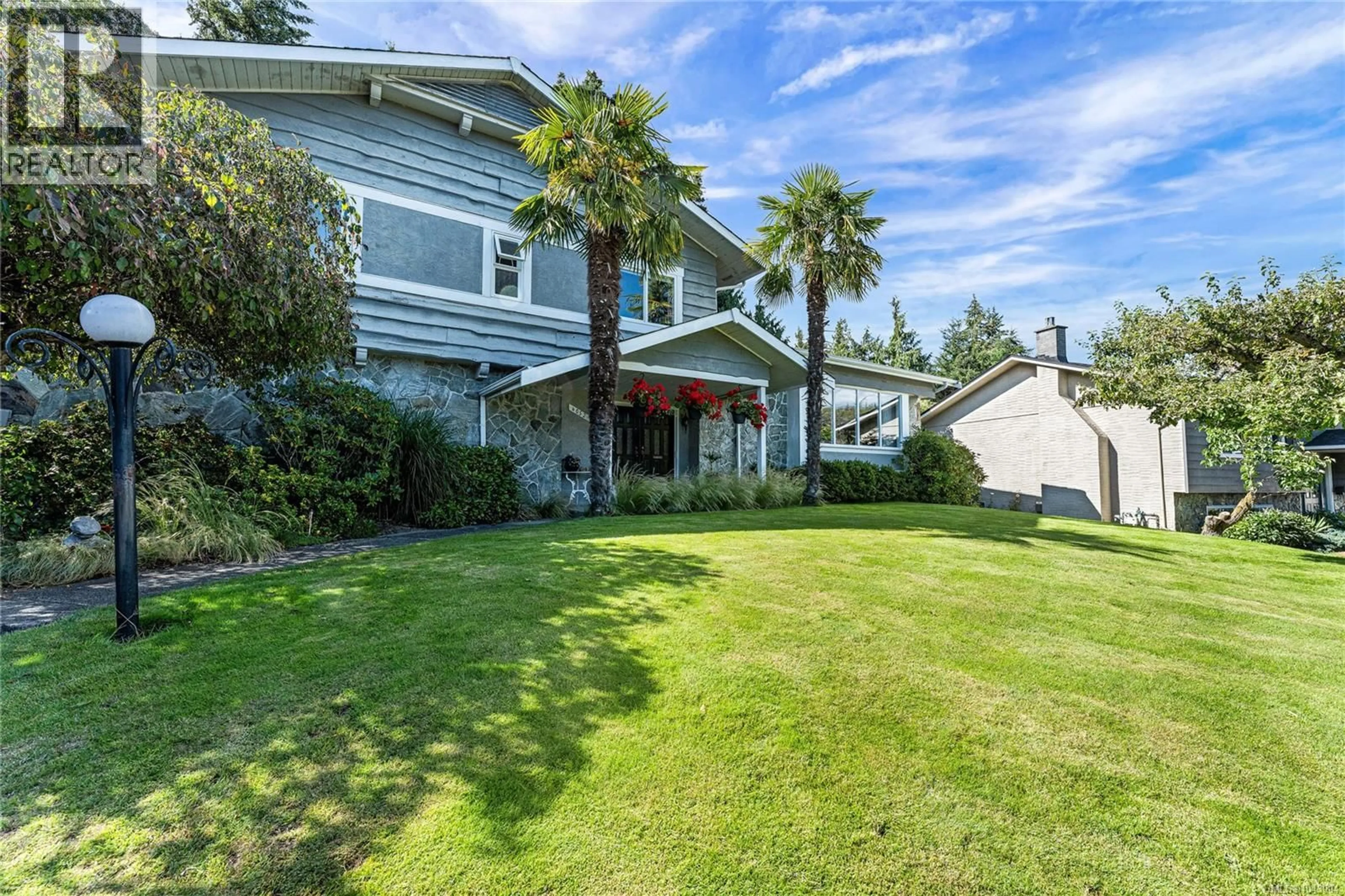 A pic from outside/outdoor area/front of a property/back of a property/a pic from drone, water/lake/river/ocean view for 4052 EBONY PLACE, Saanich British Columbia V8N3Y9