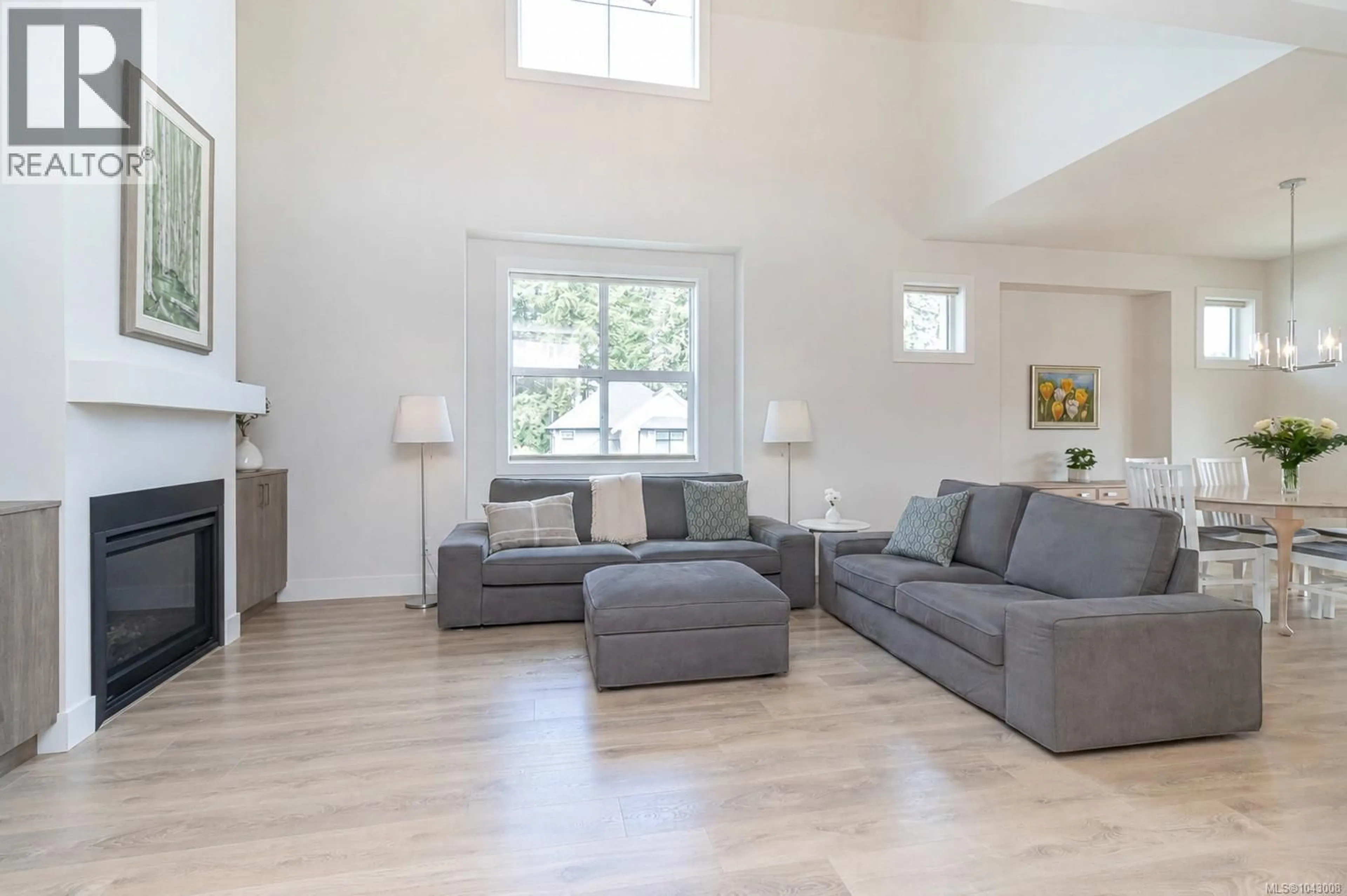Living room with furniture, unknown for 832 ASHBURY AVENUE, Langford British Columbia V9C0L5