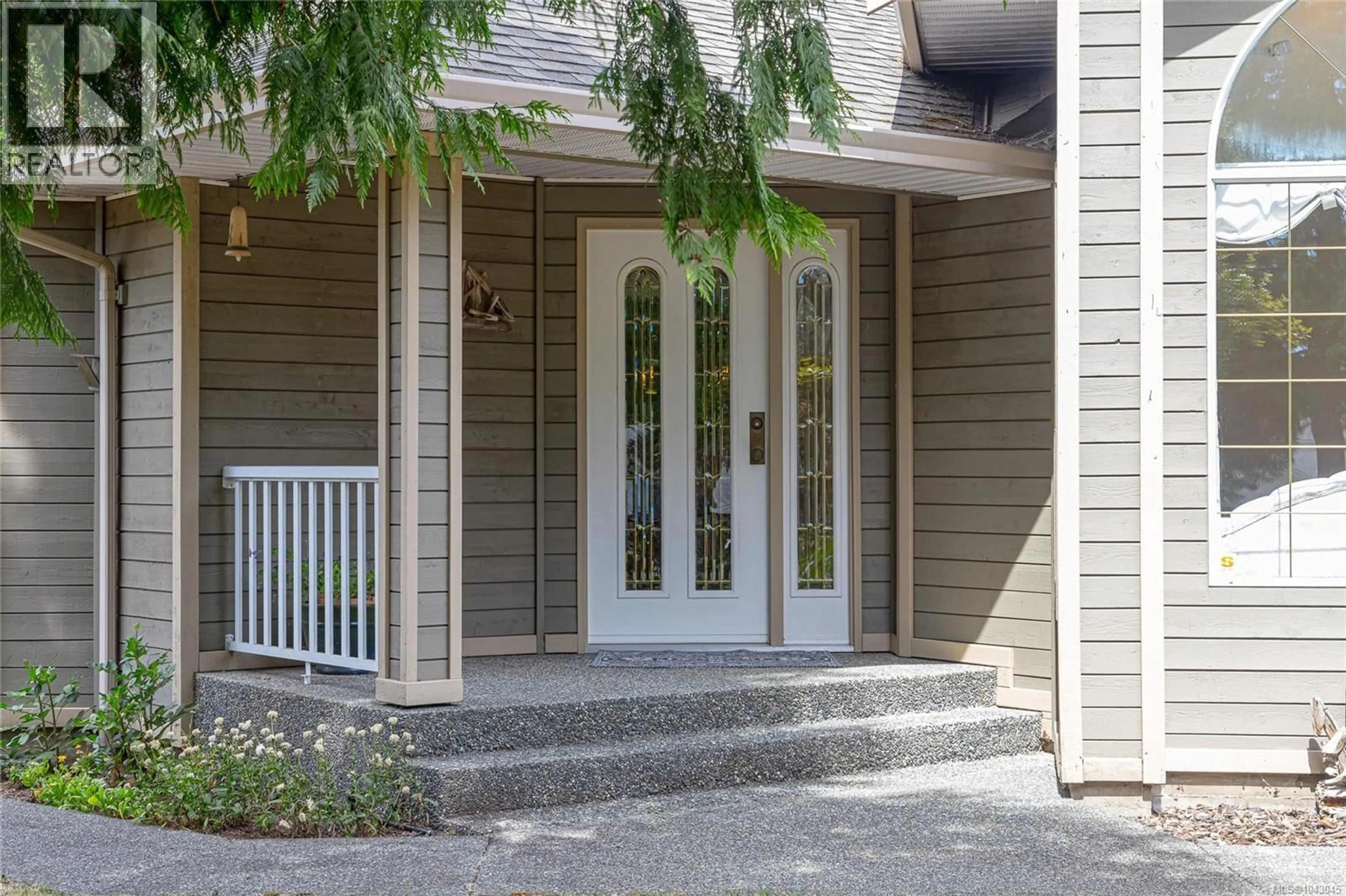 Indoor entryway for 1685 GERALD STREET, Nanoose Bay British Columbia V9P9C7
