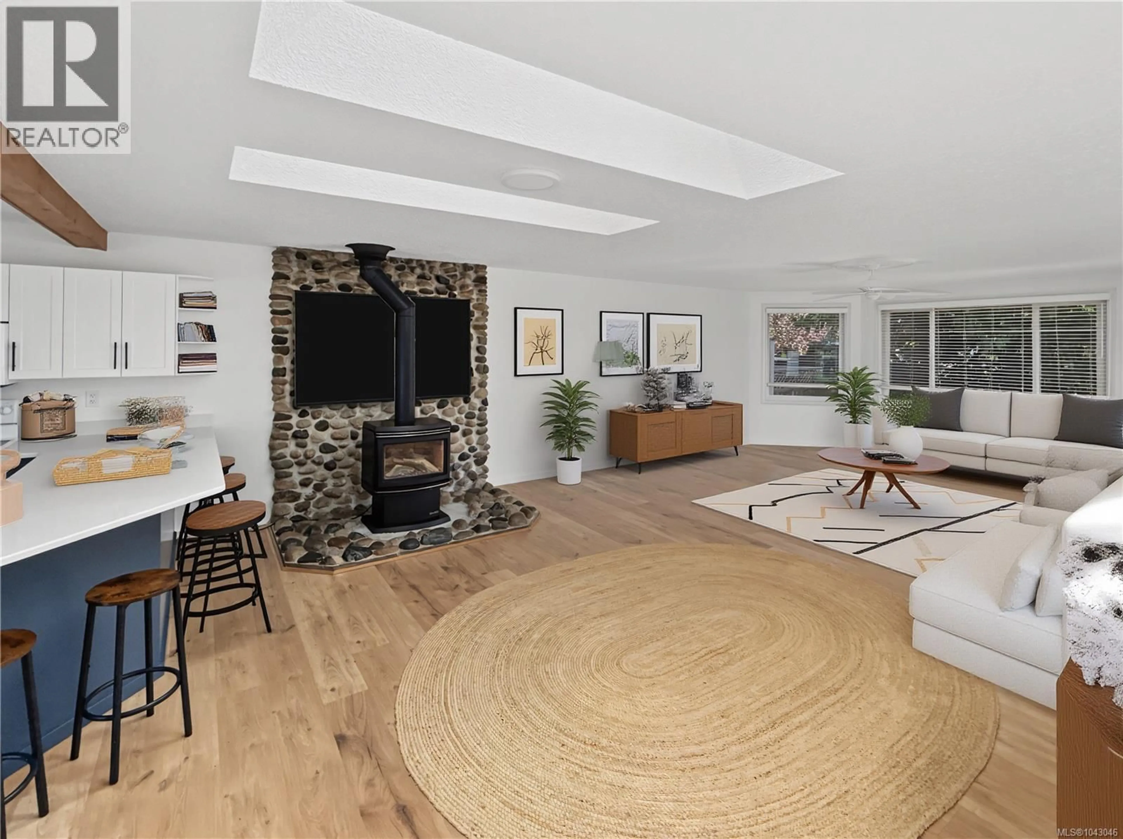 Living room with furniture, unknown for 151 COOPER PLACE, Parksville British Columbia V9P1M4