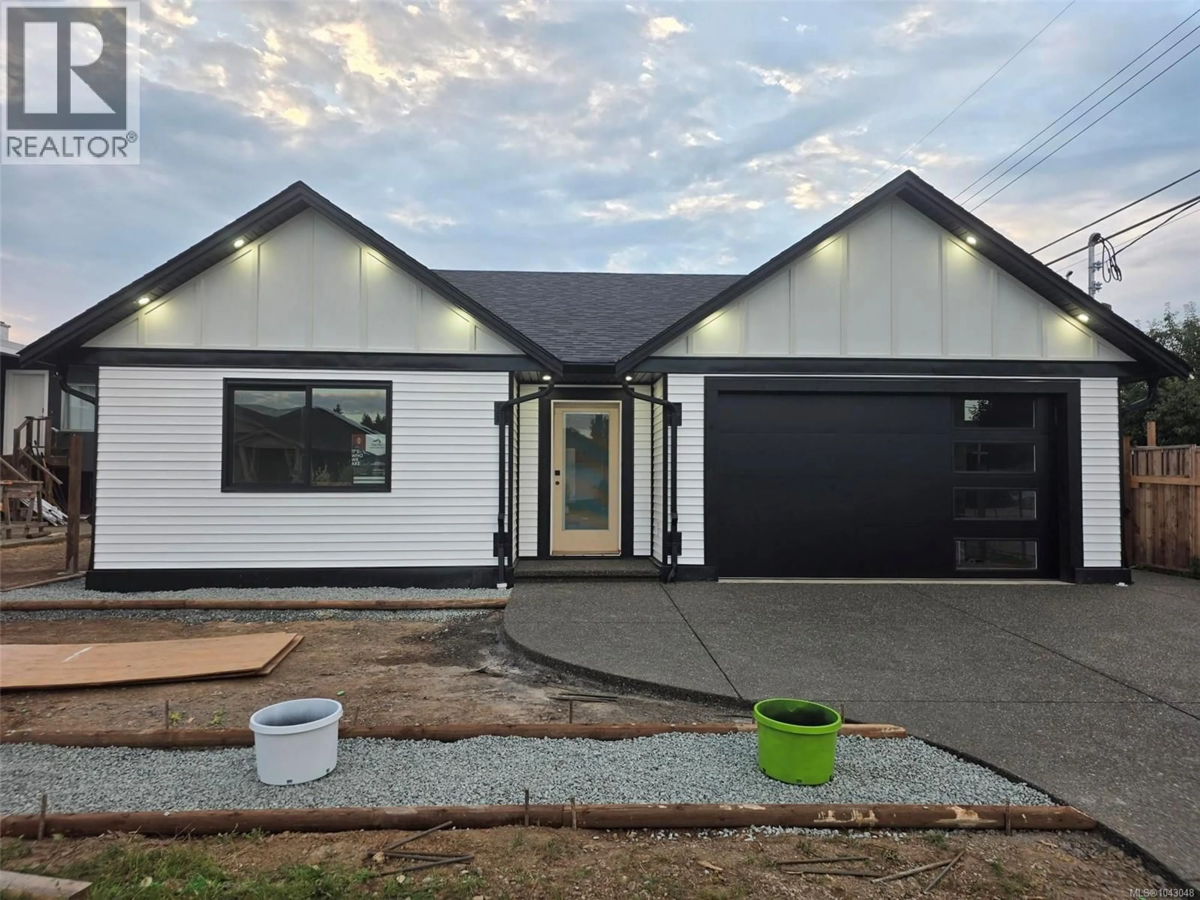 Home with vinyl exterior material, street for 5255 TEBO AVENUE, Port Alberni British Columbia V9Y6A2