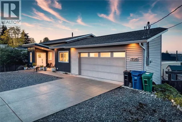 1950 ESTEVAN ROAD, Nanaimo 2
