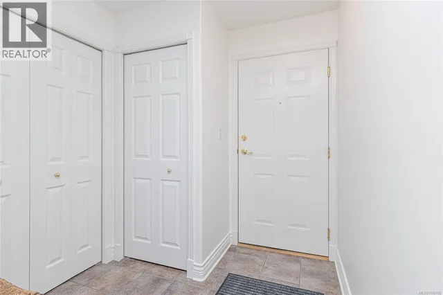 202 - 9844 CROFT STREET, Chemainus 5