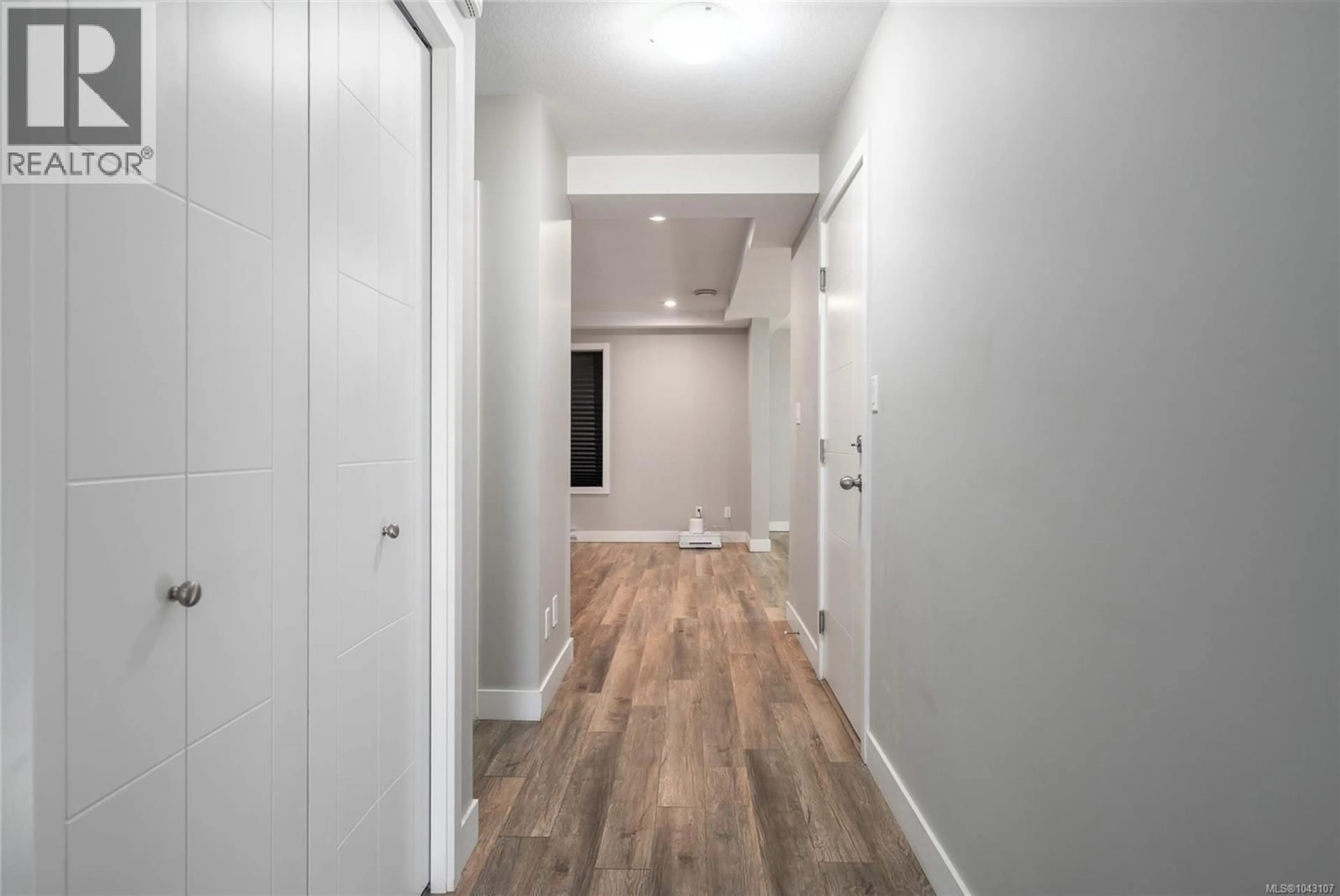 Indoor entryway for 541 MARISA STREET, Nanaimo British Columbia V9R0H5