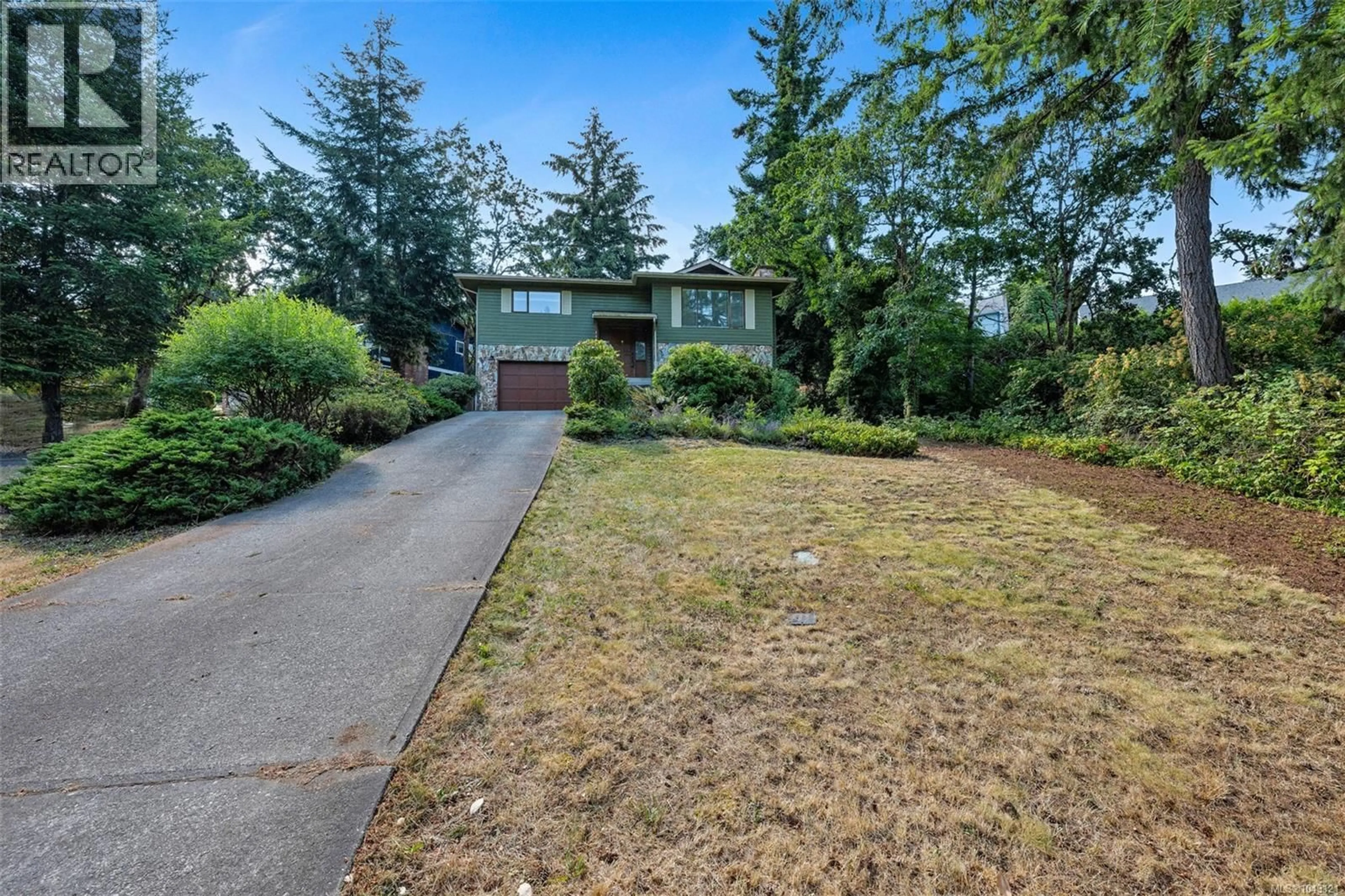 A pic from outside/outdoor area/front of a property/back of a property/a pic from drone, street for 1488 KINGSVIEW ROAD, Duncan British Columbia V9L5P1