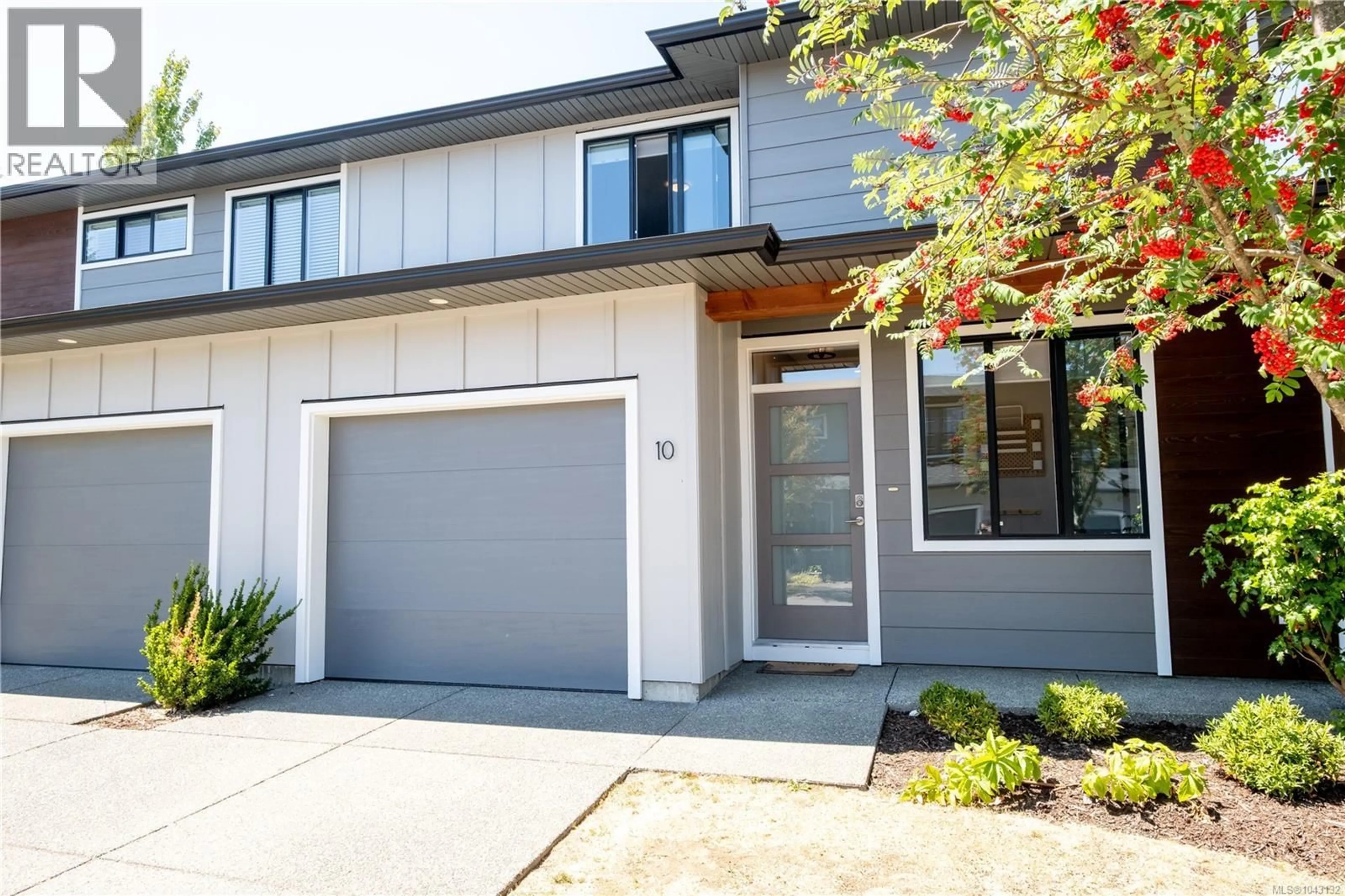 Unknown for 10 - 2607 KENDAL AVENUE, Cumberland British Columbia V0R1S0