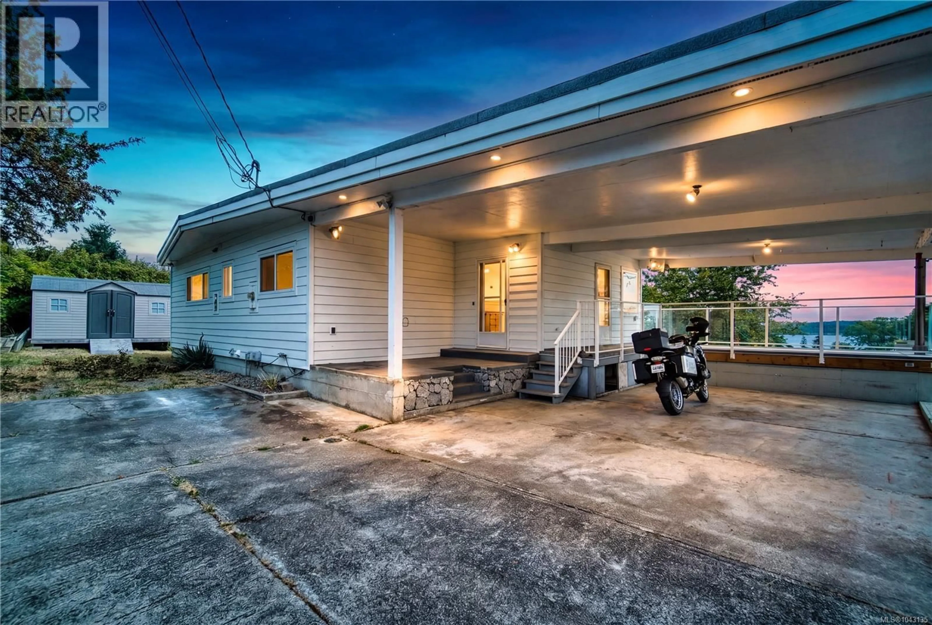 Patio, street for 3022 BARNES ROAD, Nanaimo British Columbia V9X1P4
