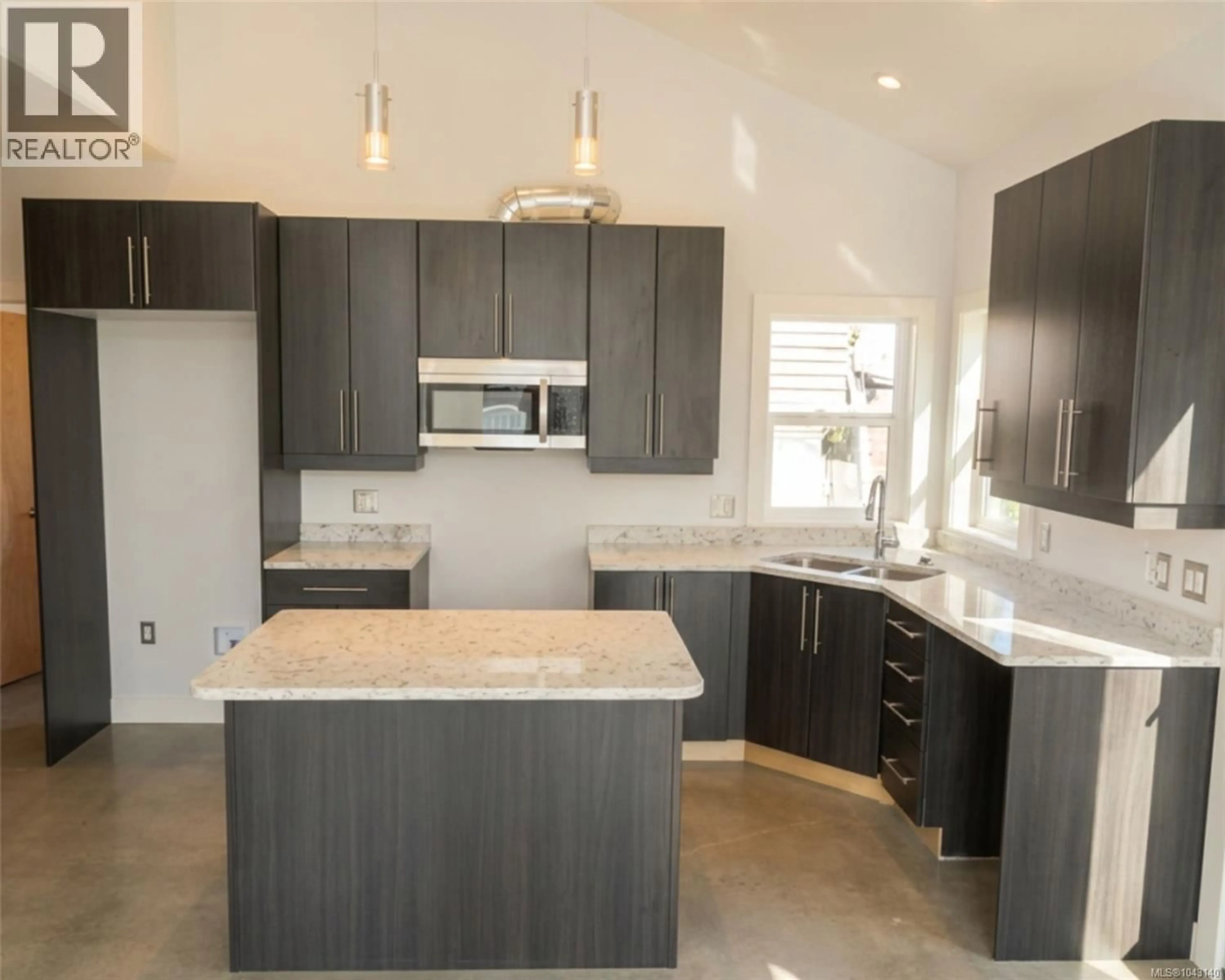 Open concept kitchen, unknown for 3335 AUCHINACHIE ROAD, Duncan British Columbia V9L4A1