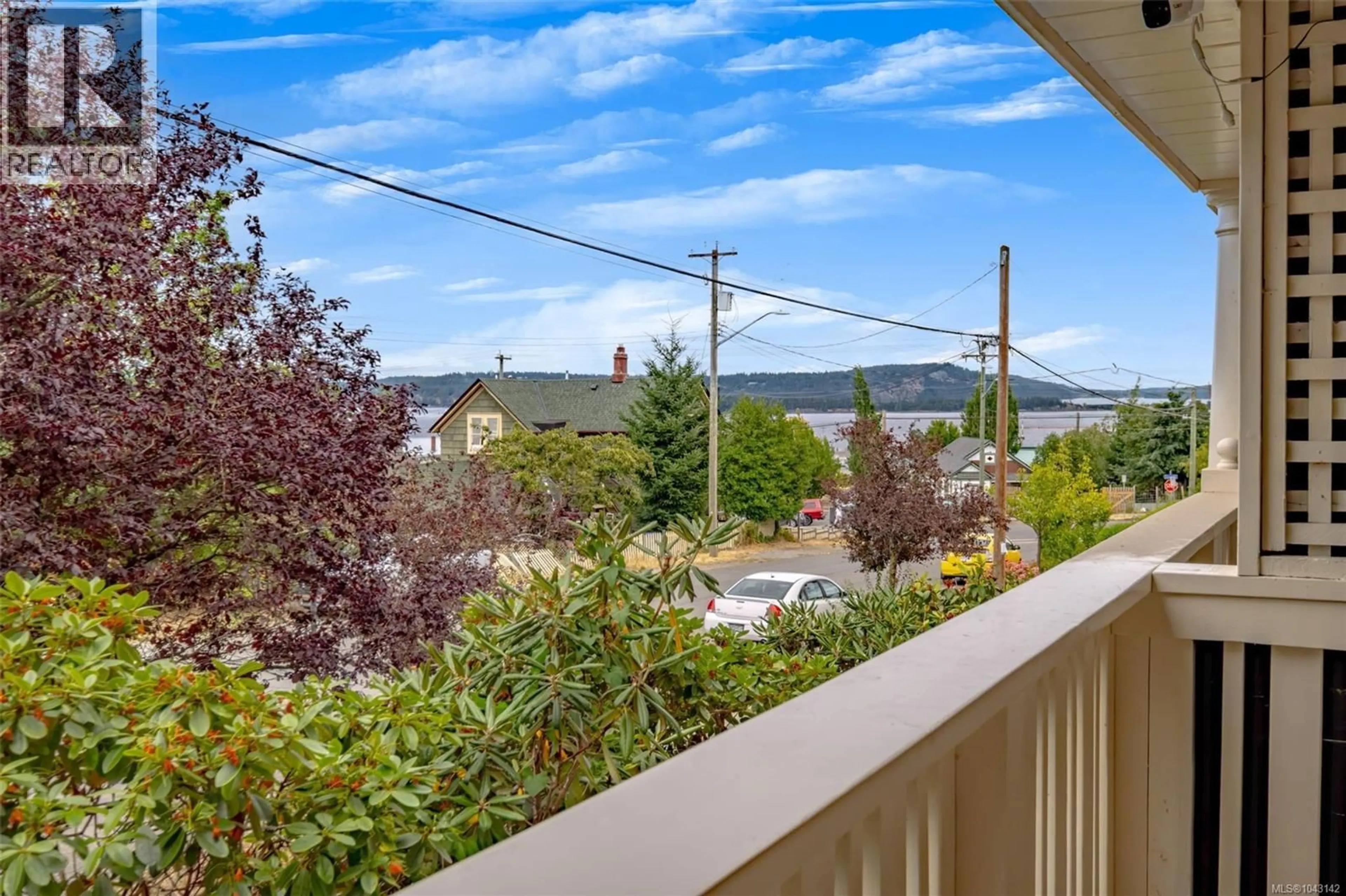 Balcony in the apartment, water/lake/river/ocean view for 204 - 645 SELBY STREET, Nanaimo British Columbia V9R2S2