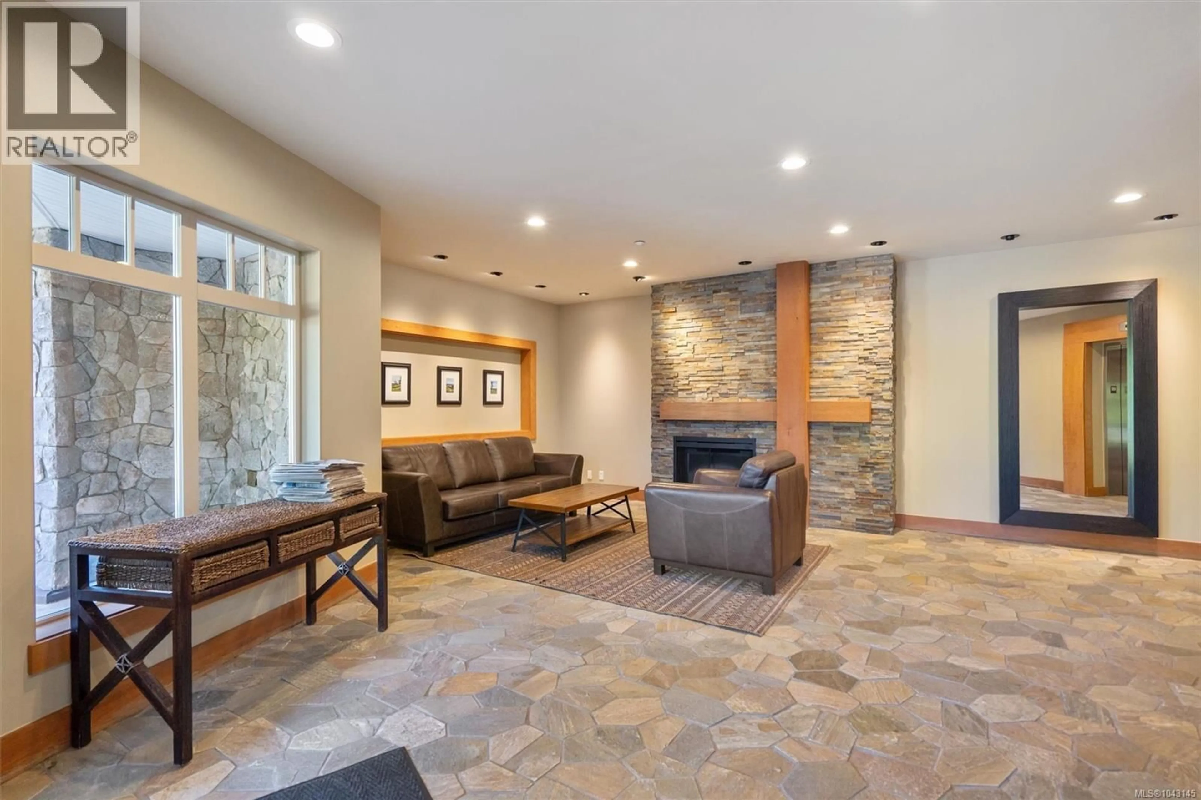 Lobby for 409 - 1395 BEAR MOUNTAIN PARKWAY, Langford British Columbia V9B0E1