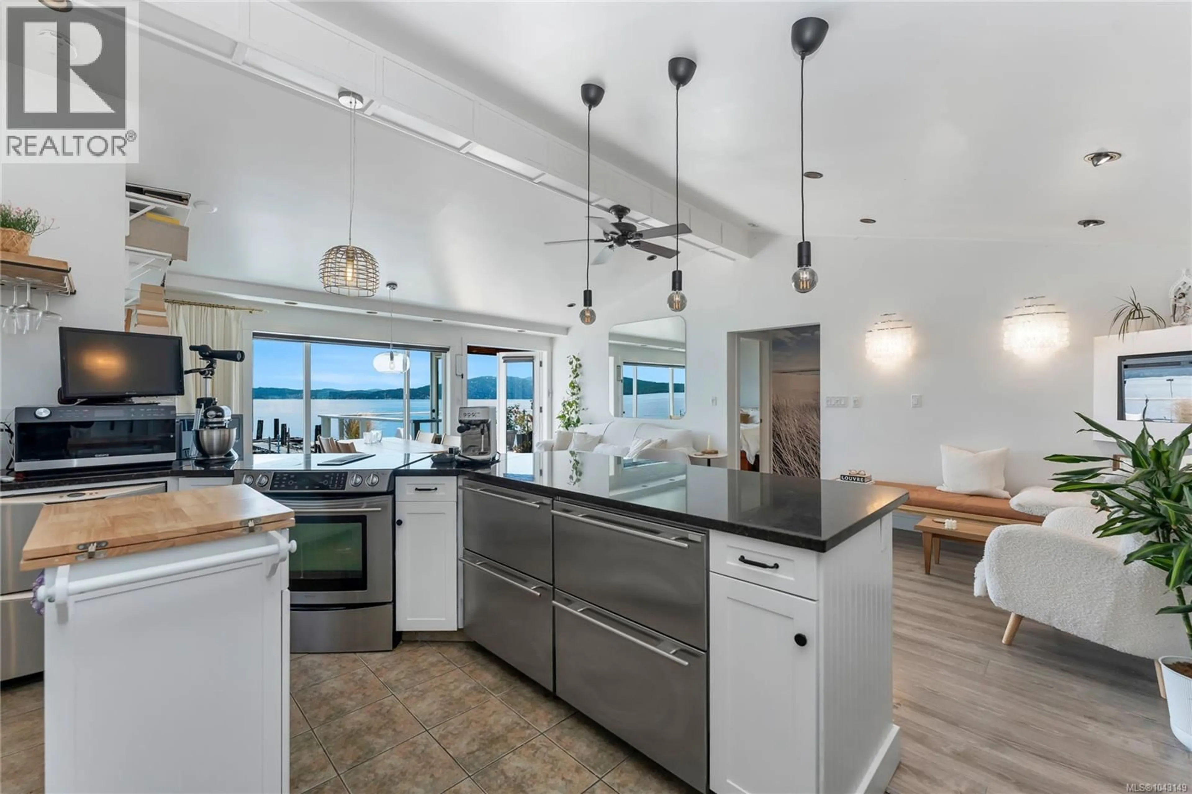 Open concept kitchen, unknown for 12 - 1723 SANDY BEACH ROAD, Mill Bay British Columbia V0R2P4