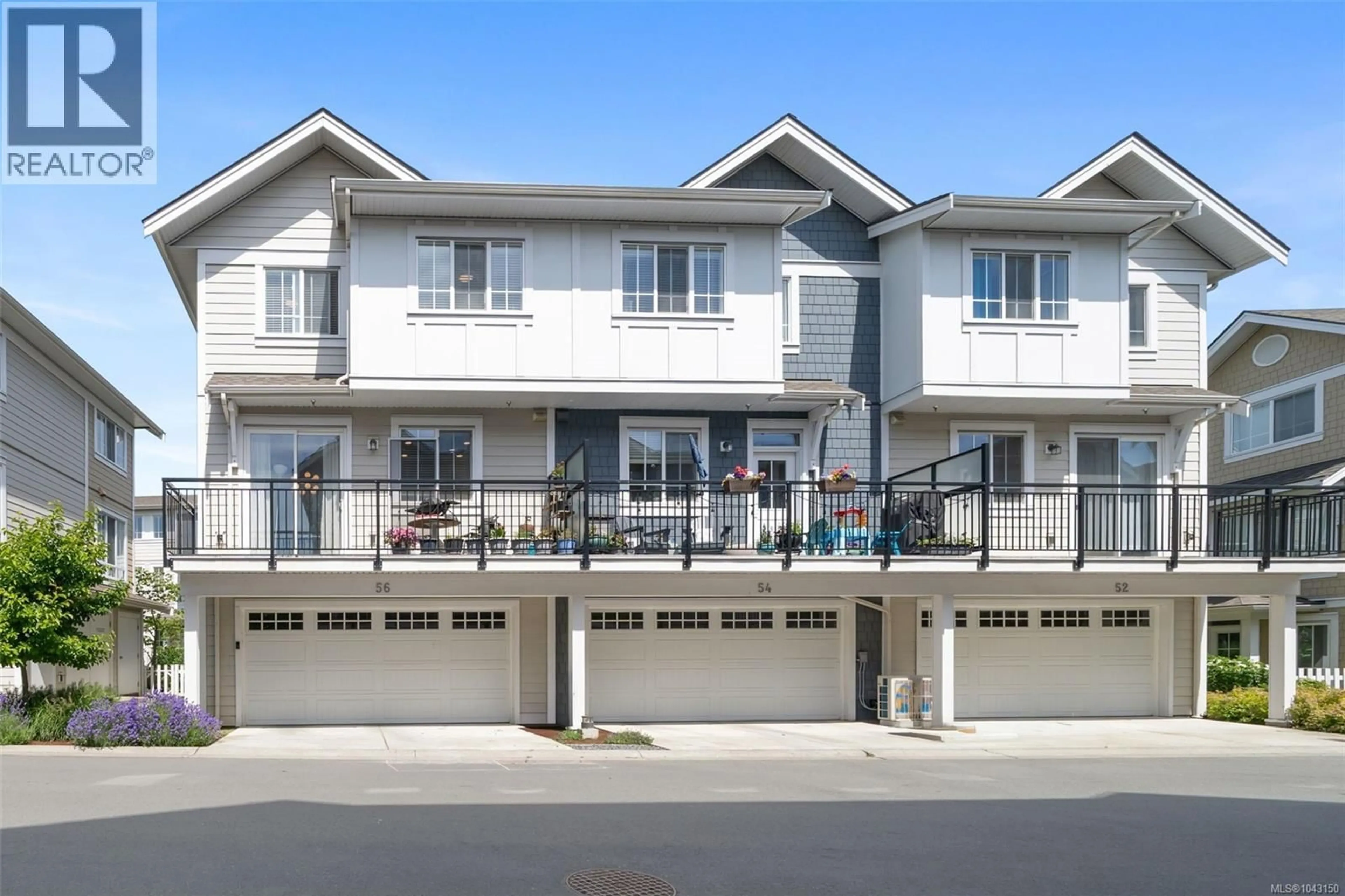Home with vinyl exterior material, street for 56 - 370 LATORIA BOULEVARD, Colwood British Columbia V9C0N9