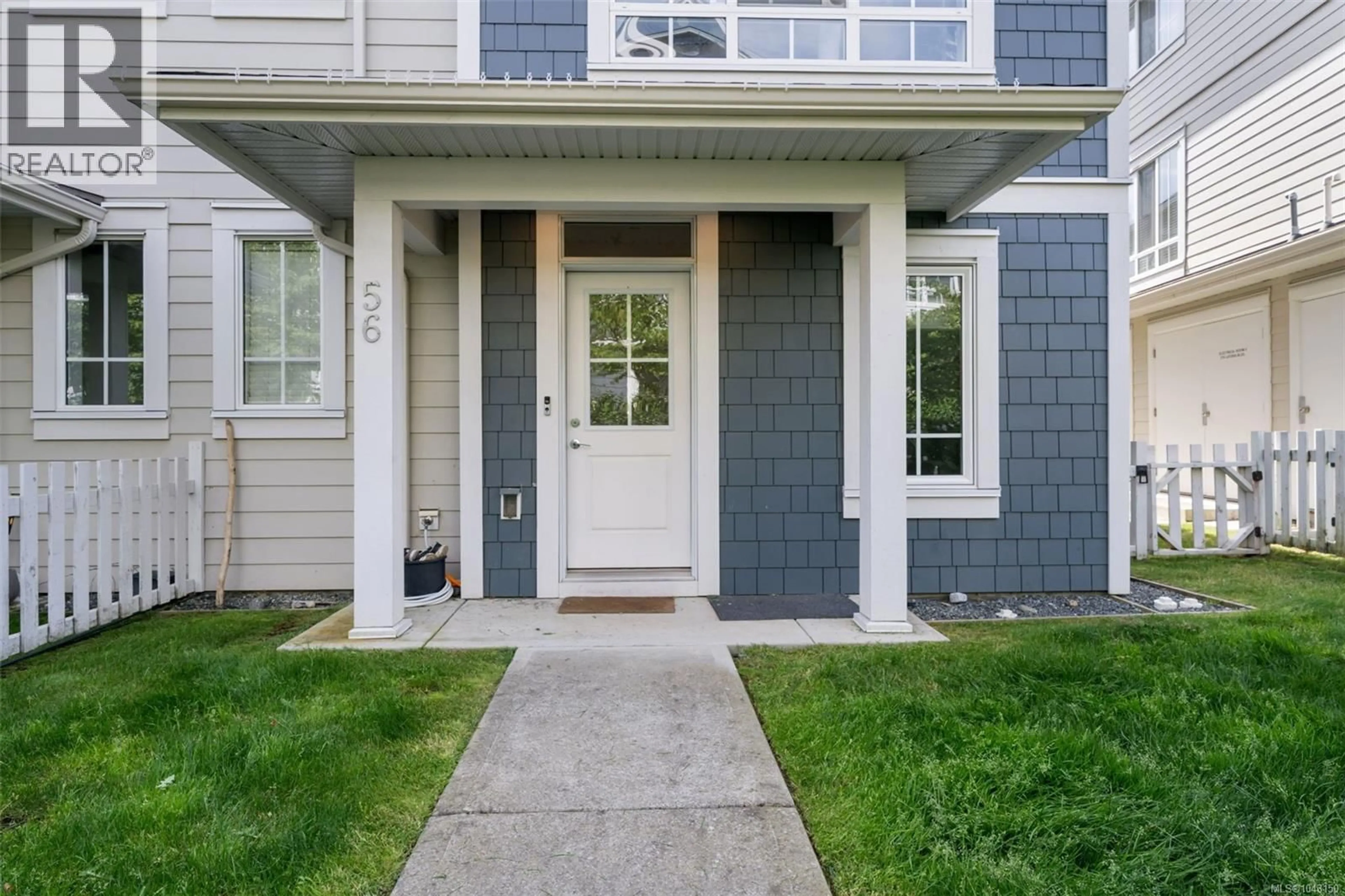Indoor entryway for 56 - 370 LATORIA BOULEVARD, Colwood British Columbia V9C0N9