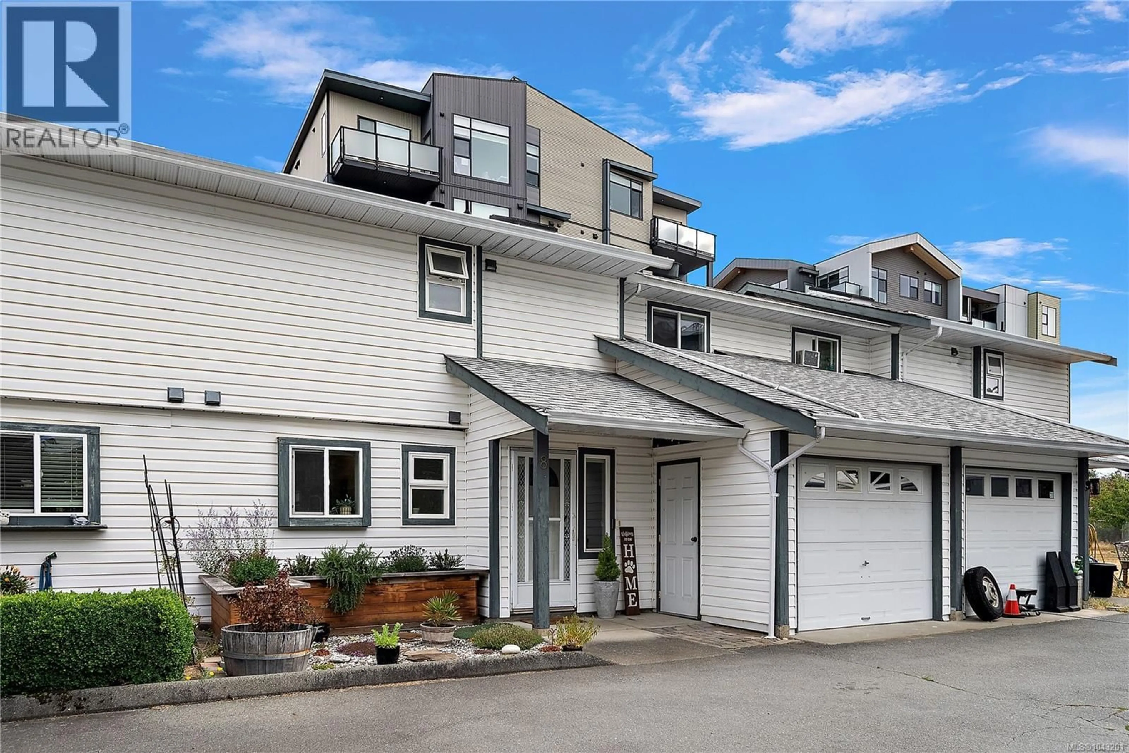 Home with vinyl exterior material, street for 8 - 2871 PEATT ROAD, Langford British Columbia V9B3V7