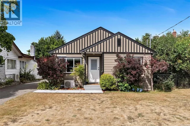 355 BEECH AVENUE, Duncan 2