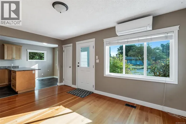 355 BEECH AVENUE, Duncan 5