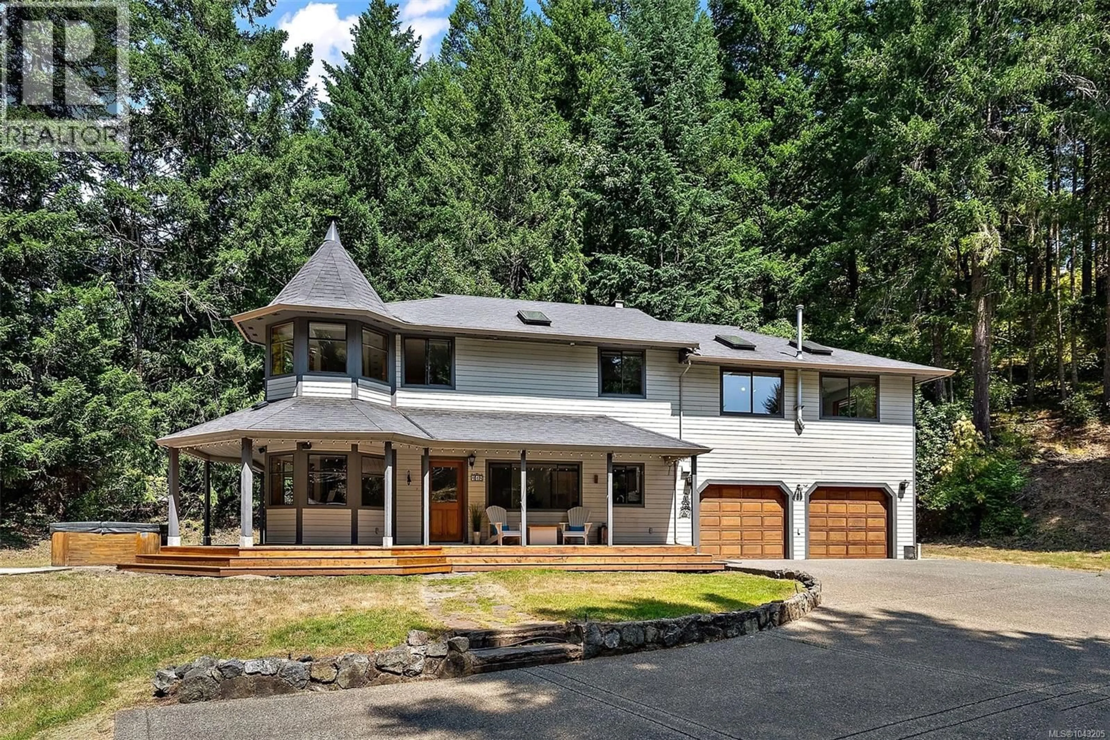 Home with vinyl exterior material, unknown for 418 QUAIL PLACE, Highlands British Columbia V9B6G2