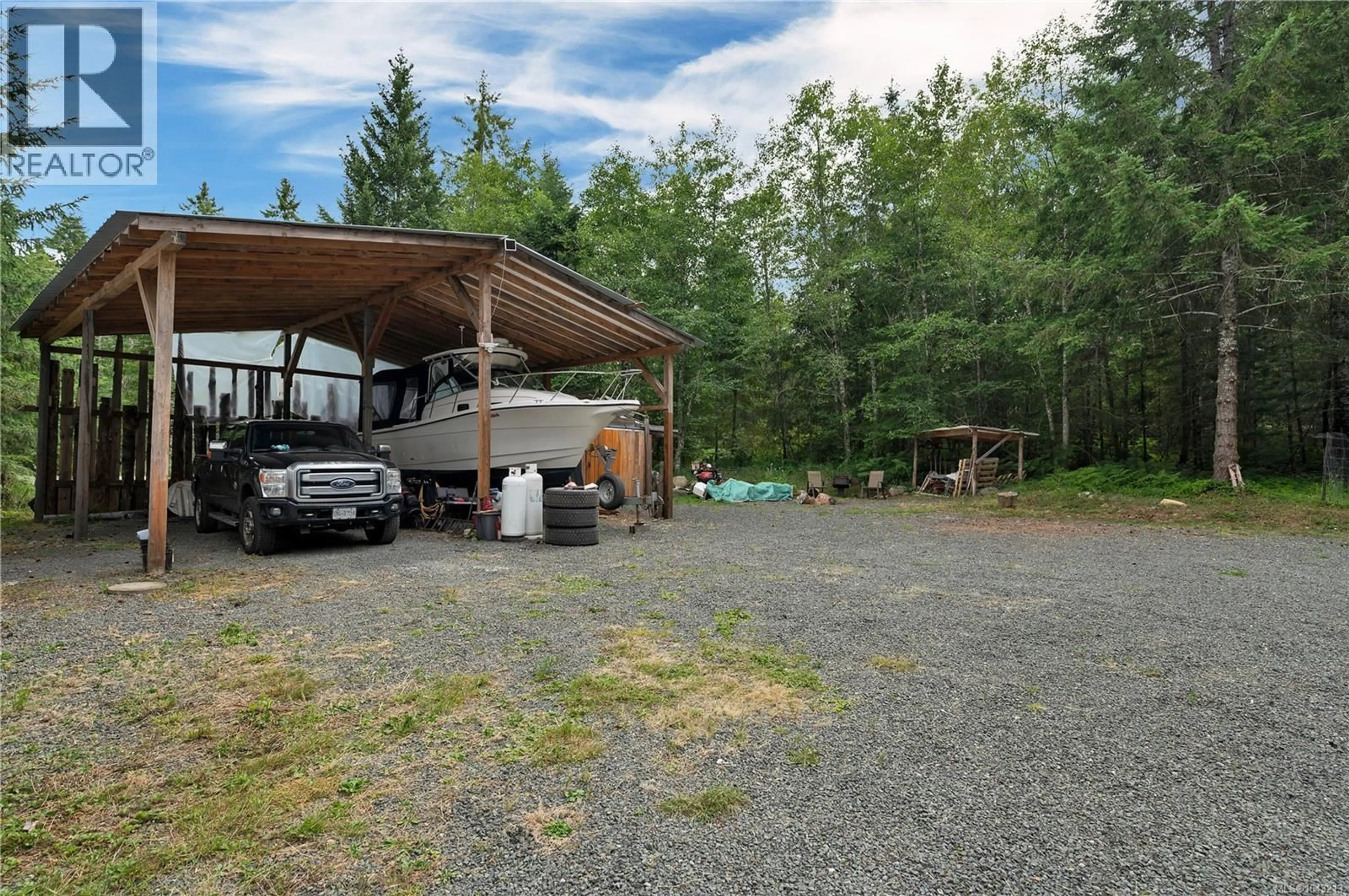 Unknown for 3866 PINECREST ROAD, Black Creek British Columbia V9J1E6