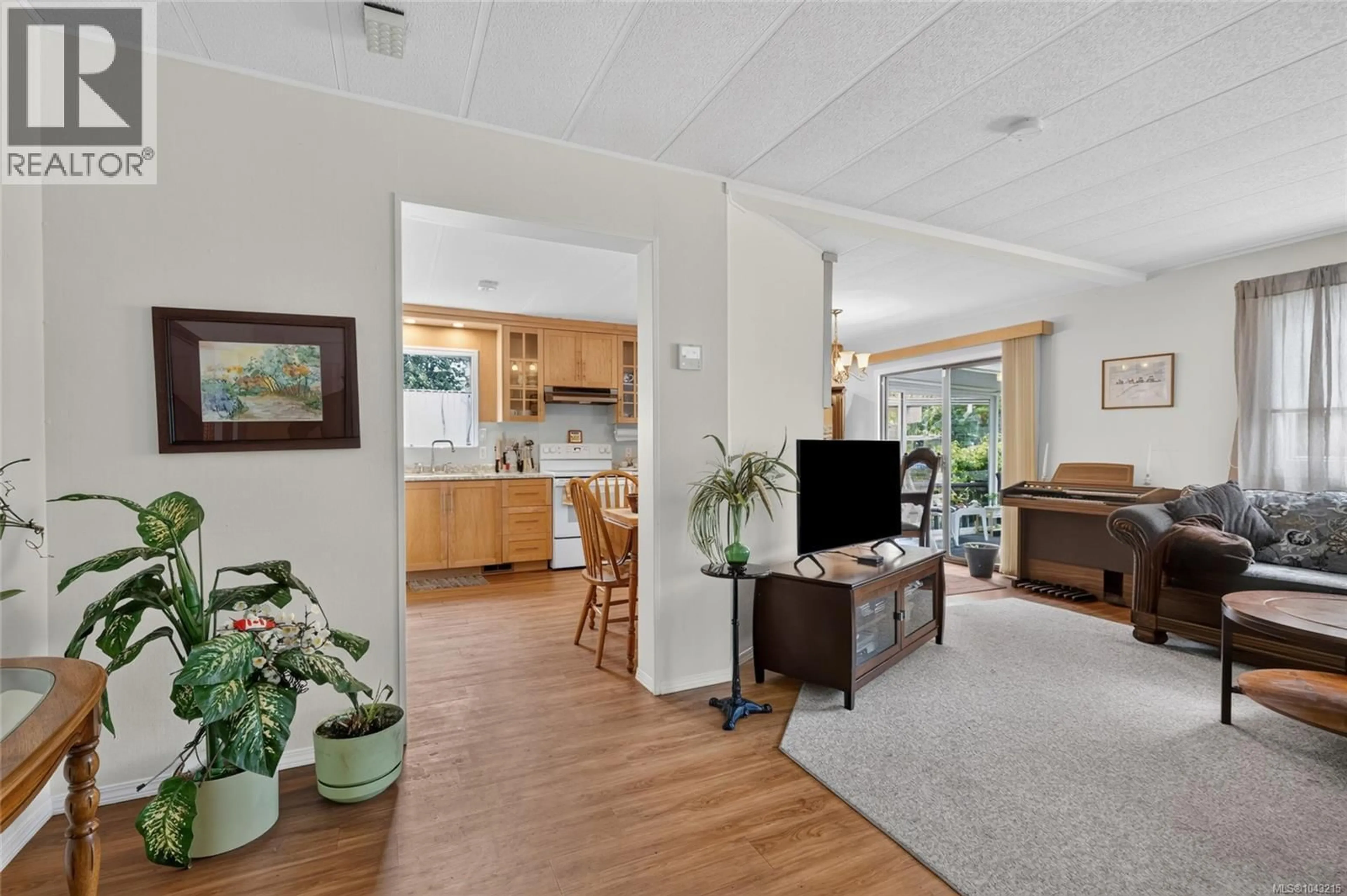 Unknown for 9395 LAURIES LANE, Sidney British Columbia V8L4L2